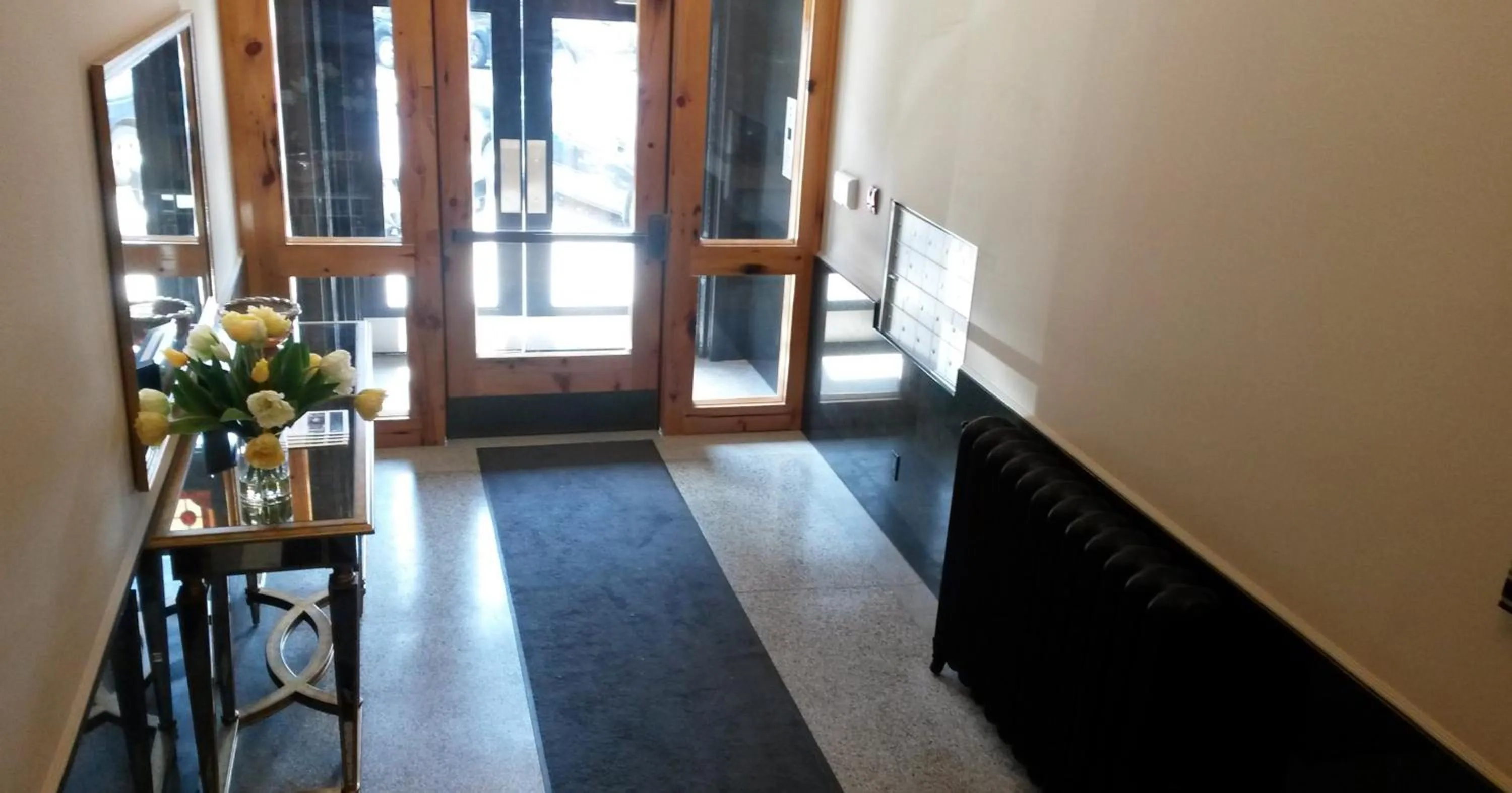 Facade/entrance in Western Hotel & Executive Suites