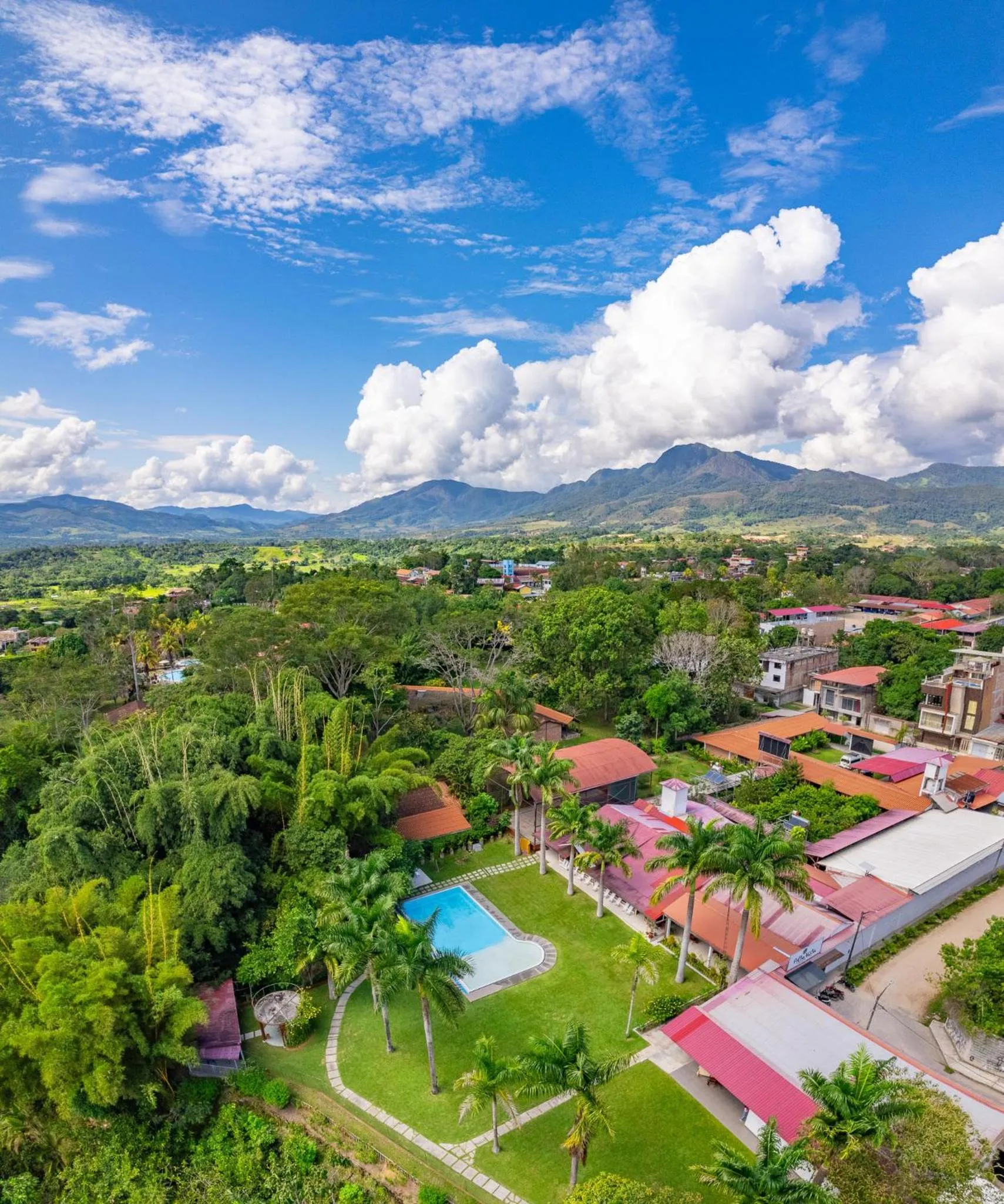 Swimming pool in Altavista Casahotel - Asociado Casa Andina