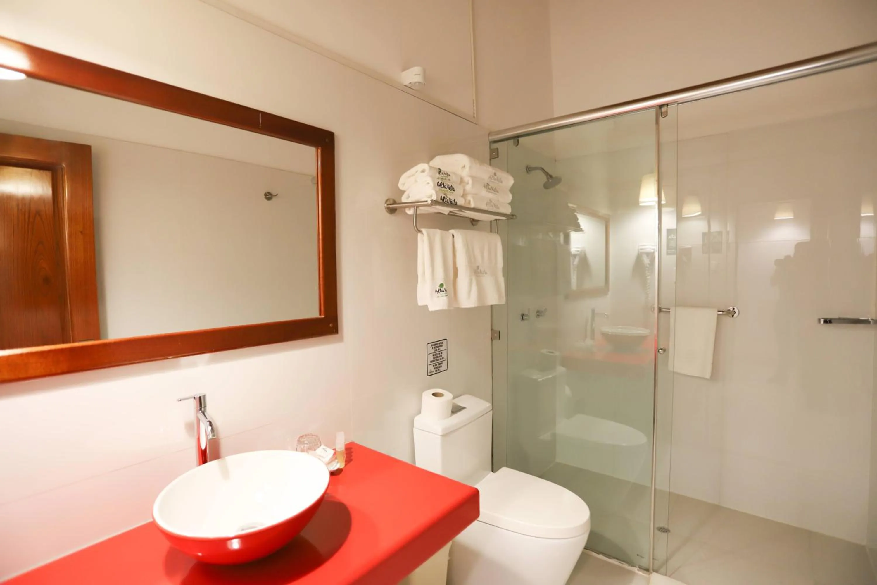 Shower in Altavista Casahotel - Asociado Casa Andina