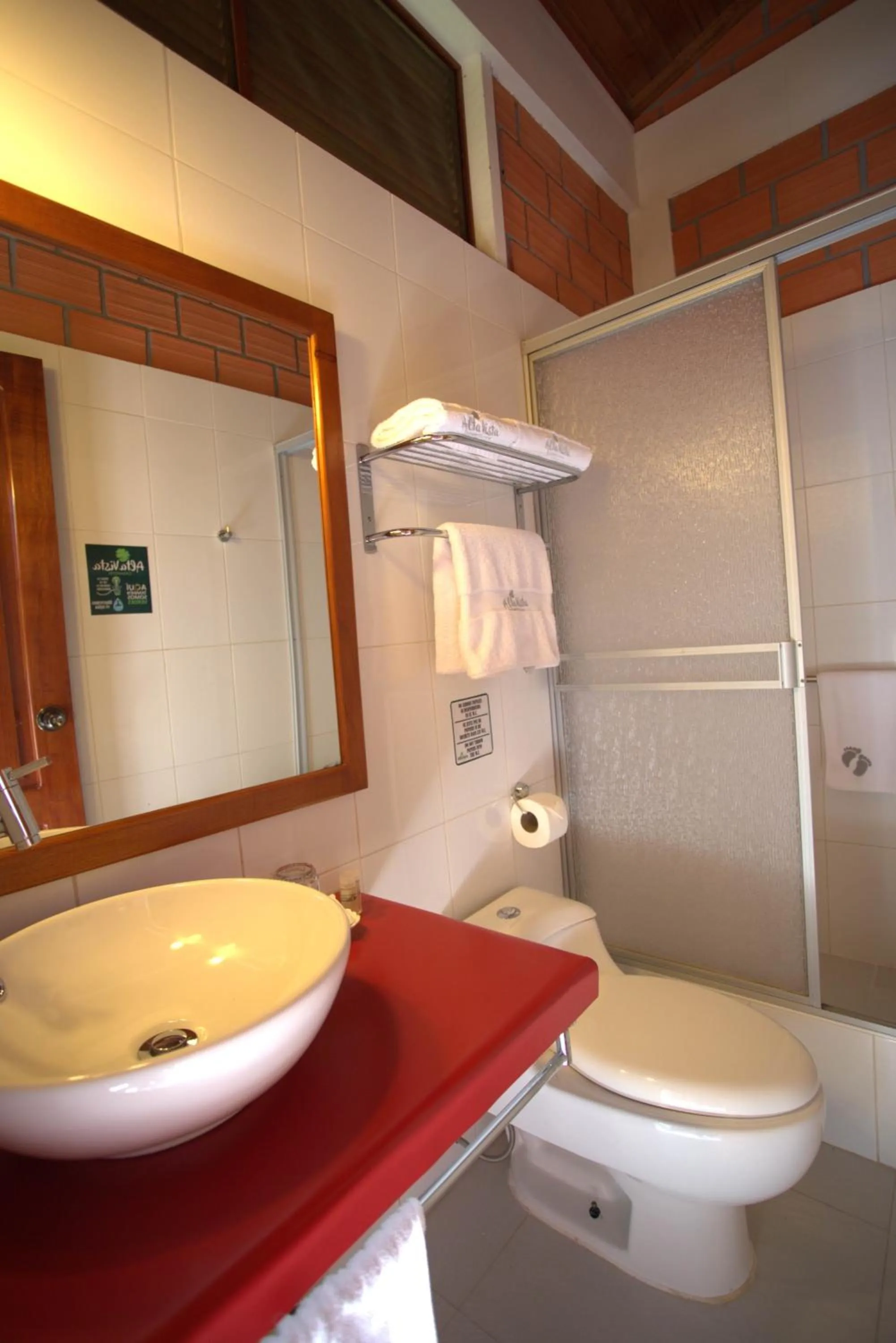 Bathroom in Altavista Casahotel - Asociado Casa Andina