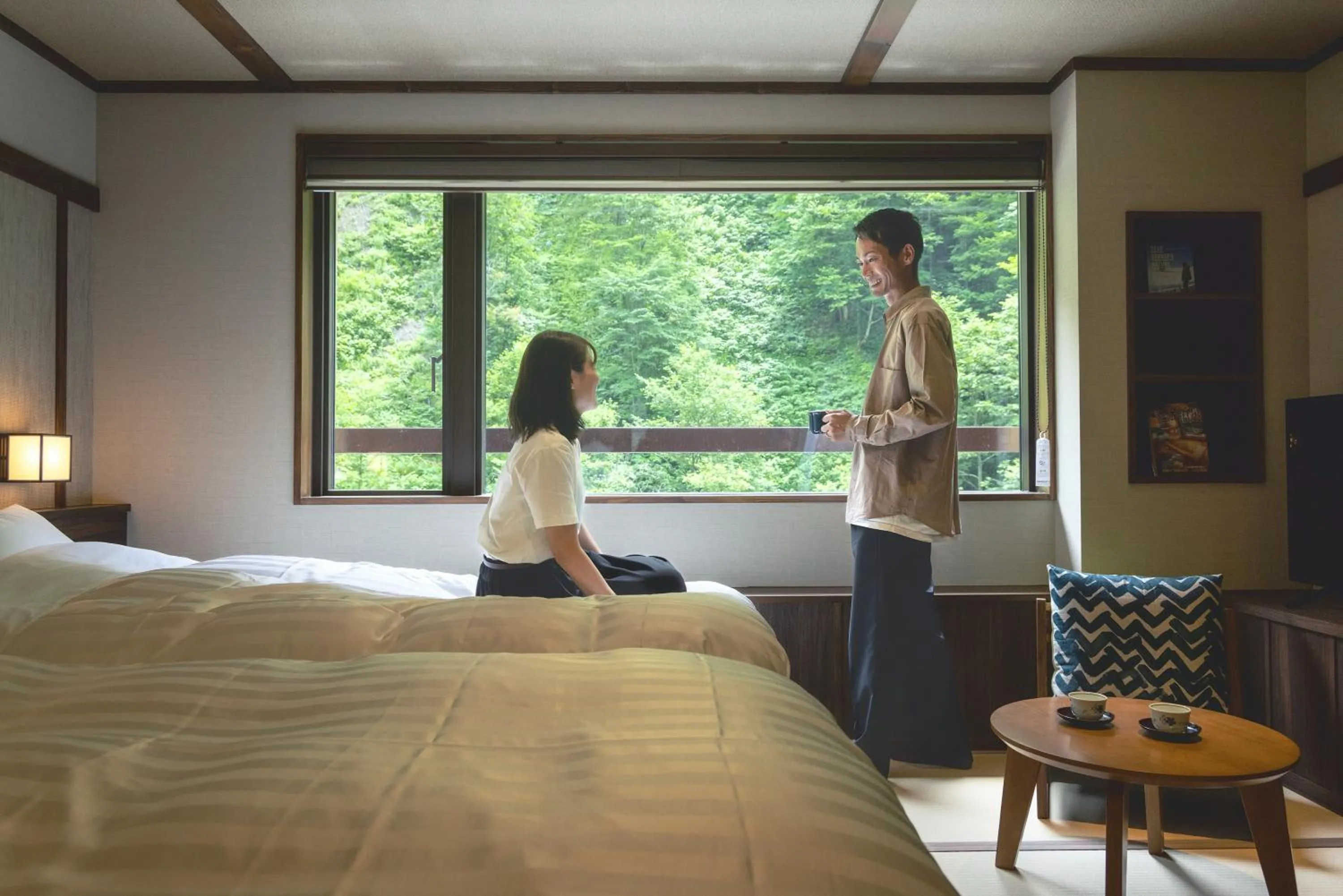 Photo of the whole room, Bed in Shikishimaso