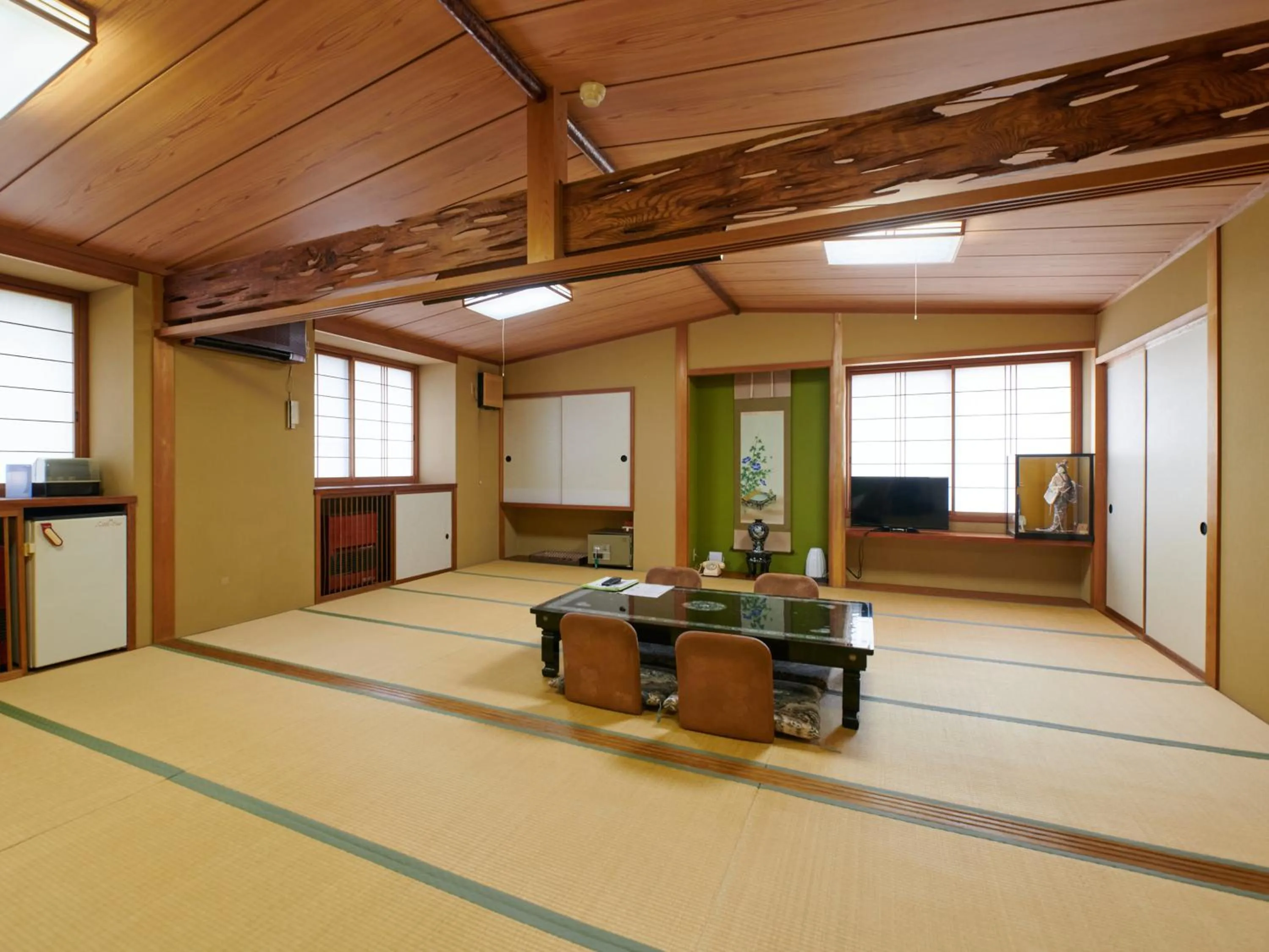 Photo of the whole room in 緑風苑 きよはる Ryokufuen Kiyoharu