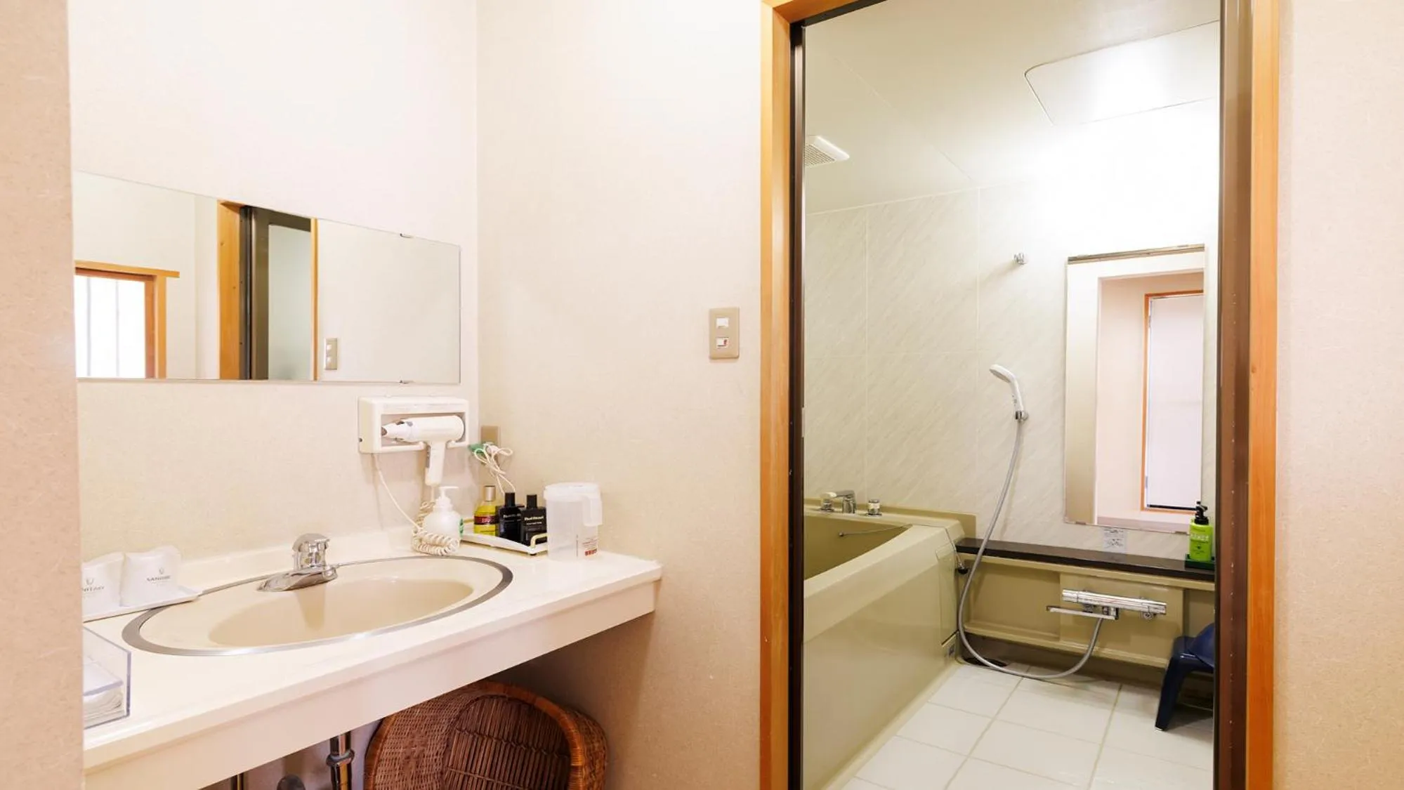 Photo of the whole room in 緑風苑 きよはる Ryokufuen Kiyoharu