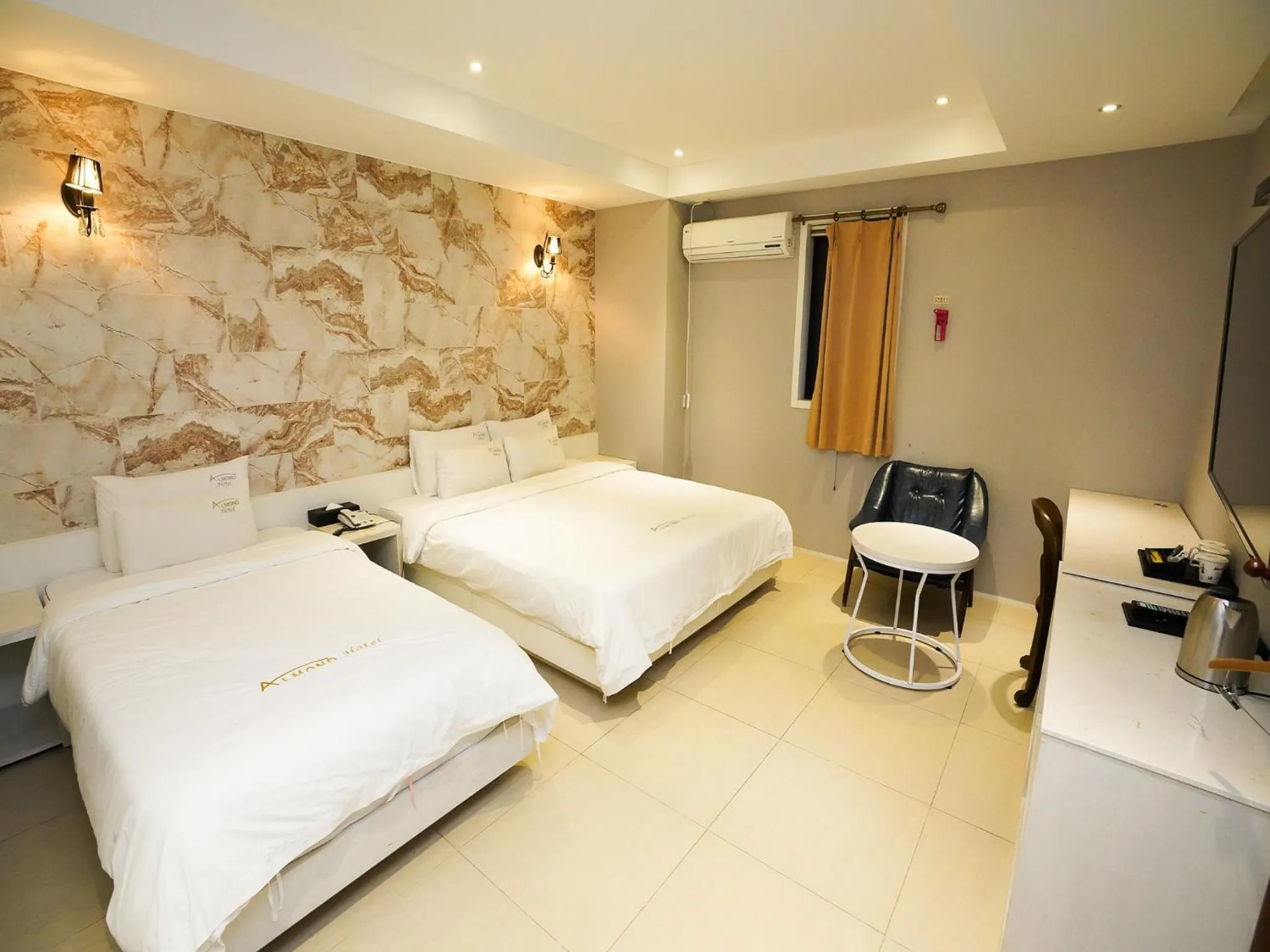 Photo of the whole room, Bed in Almond Hotel Busan Station