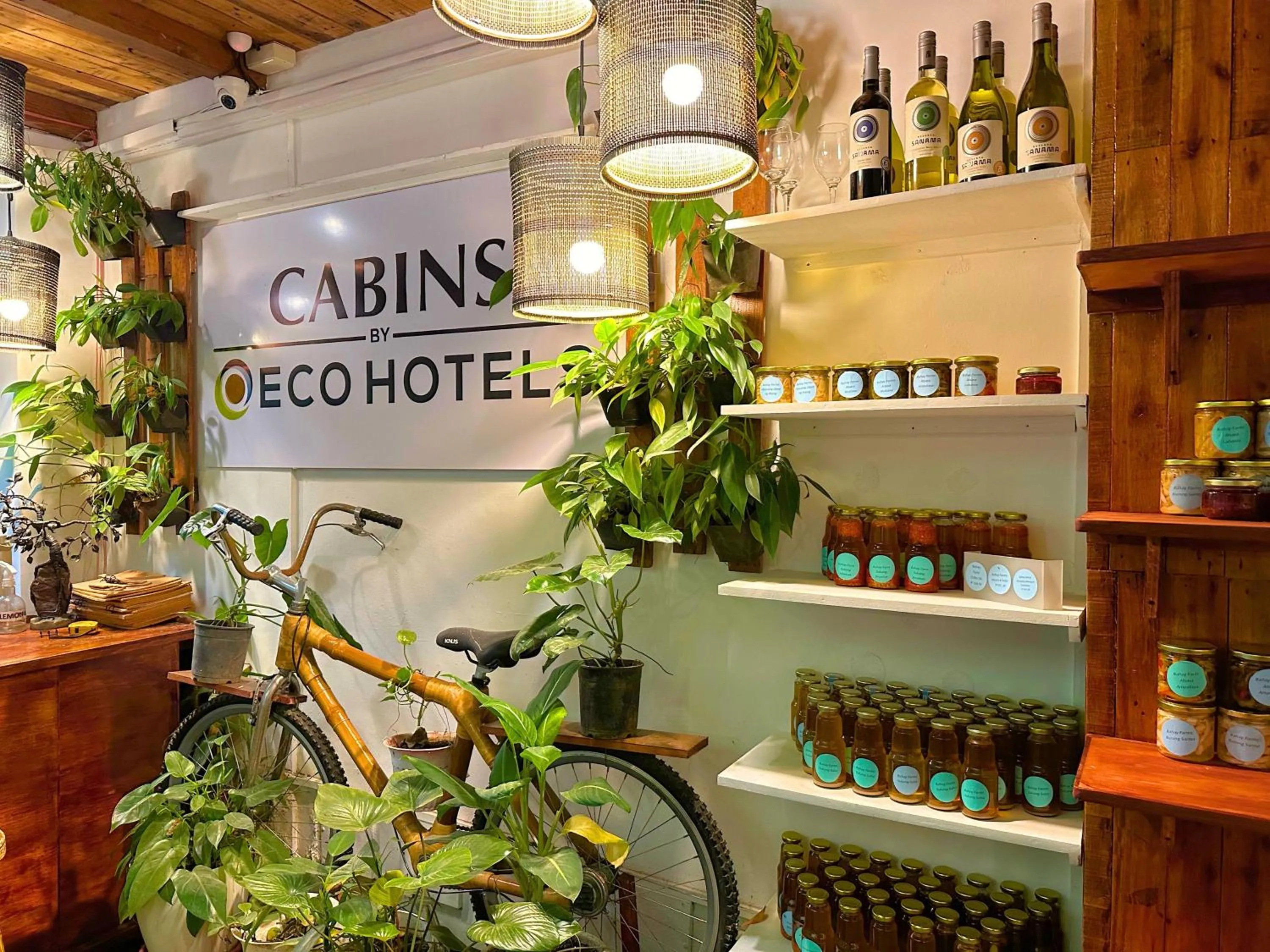 Lobby or reception in Cabins by Eco Hotels