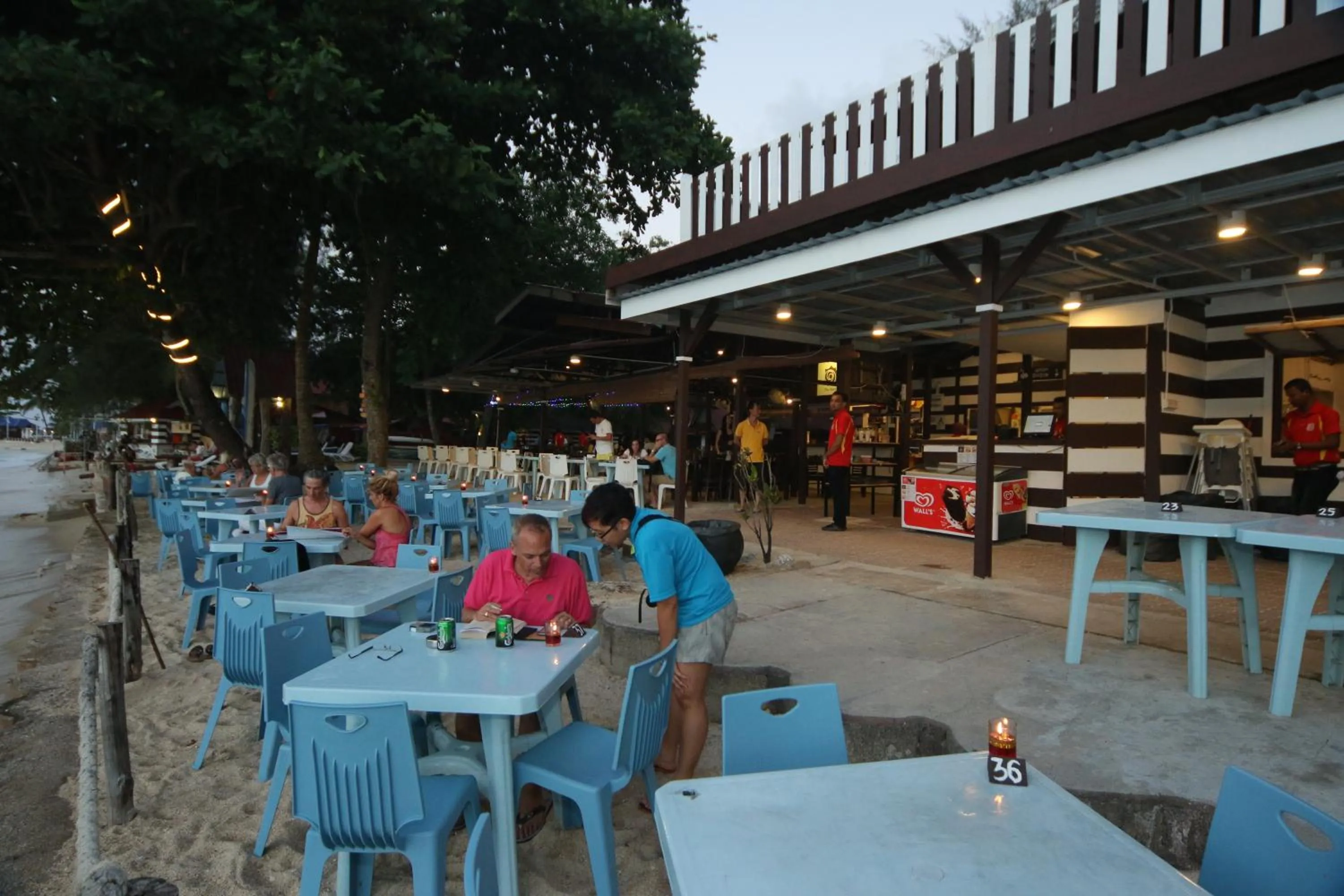 Restaurant/places to eat in The Barat Perhentian