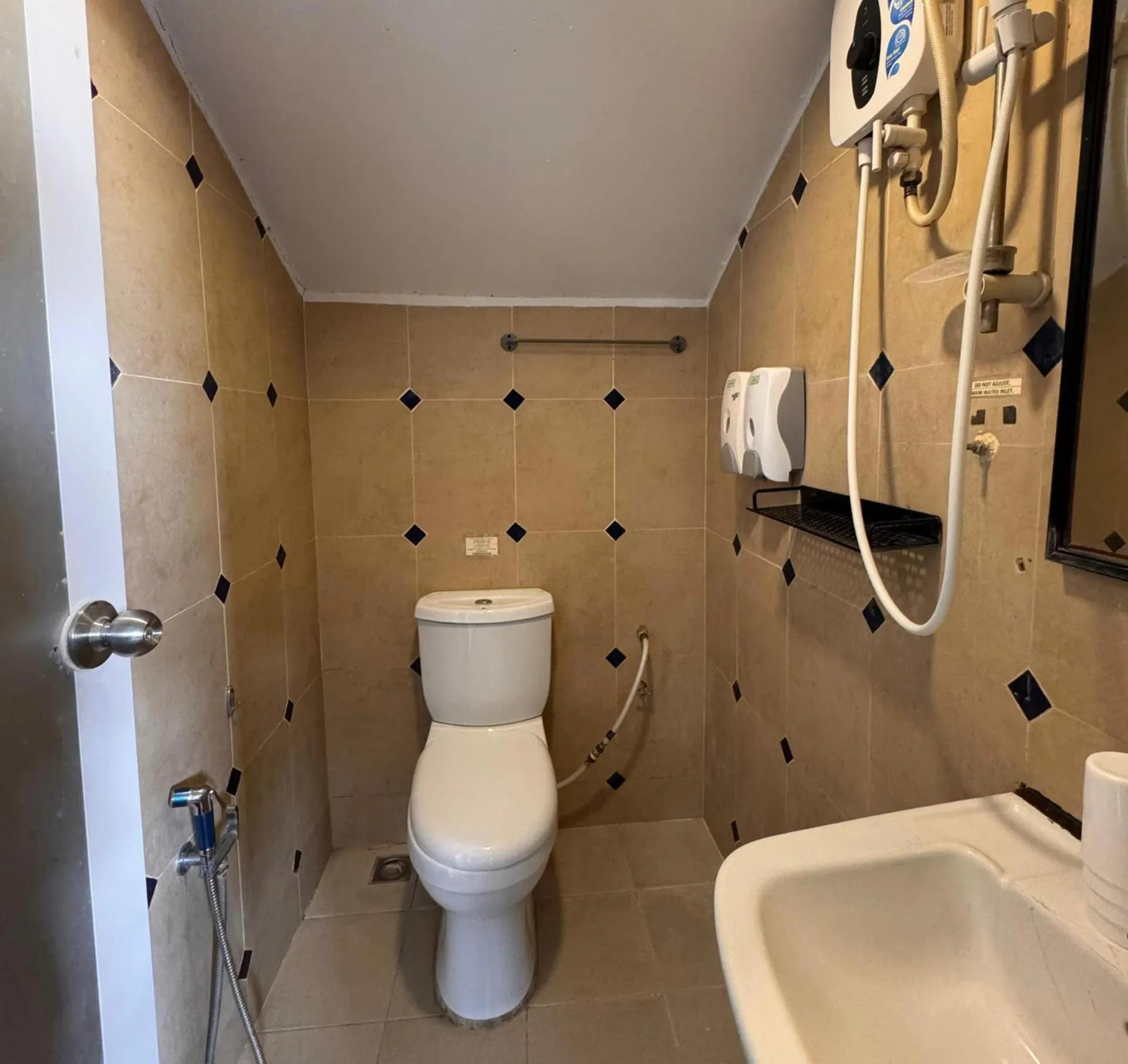 The Barat Perhentian