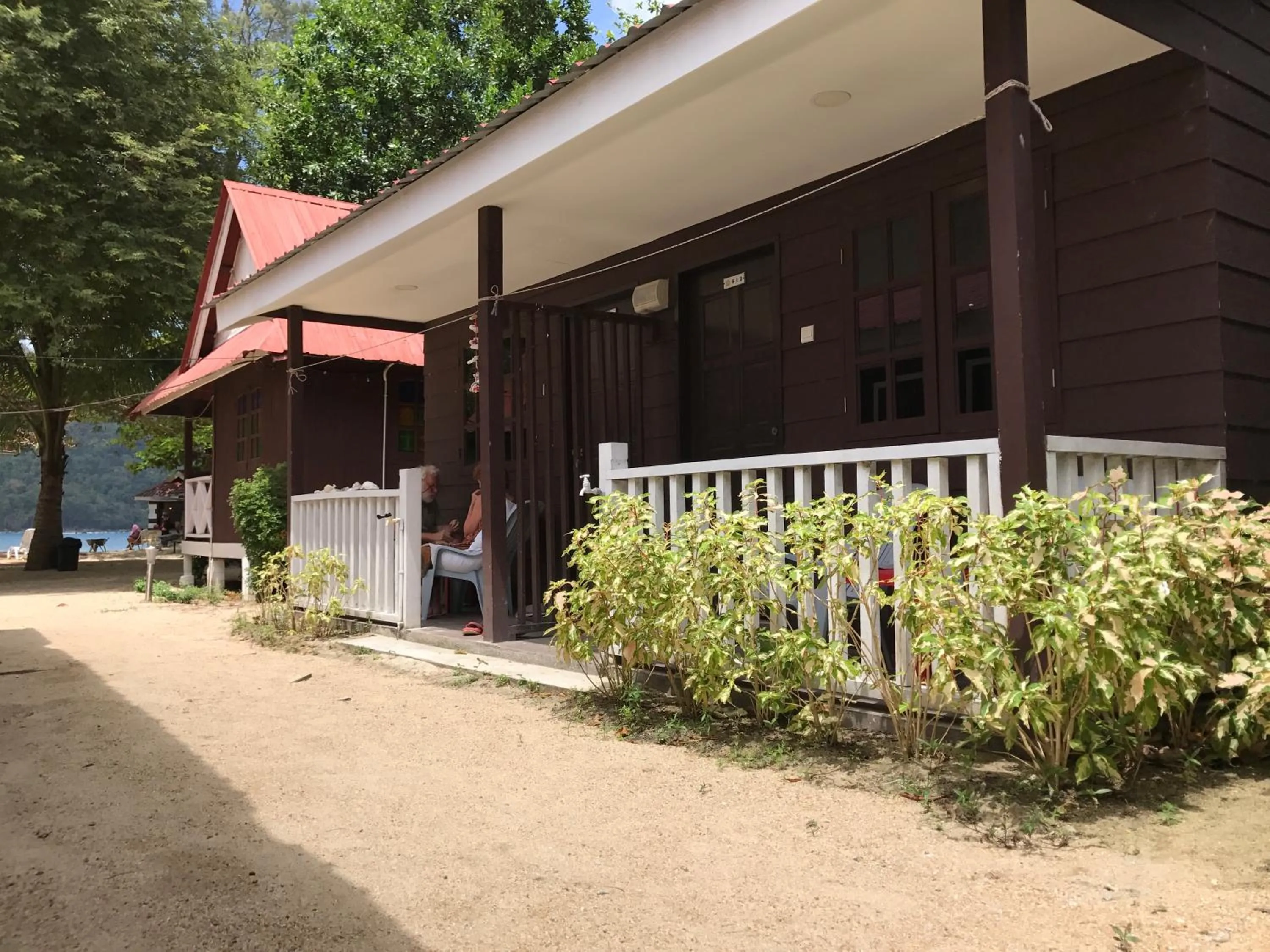 The Barat Perhentian