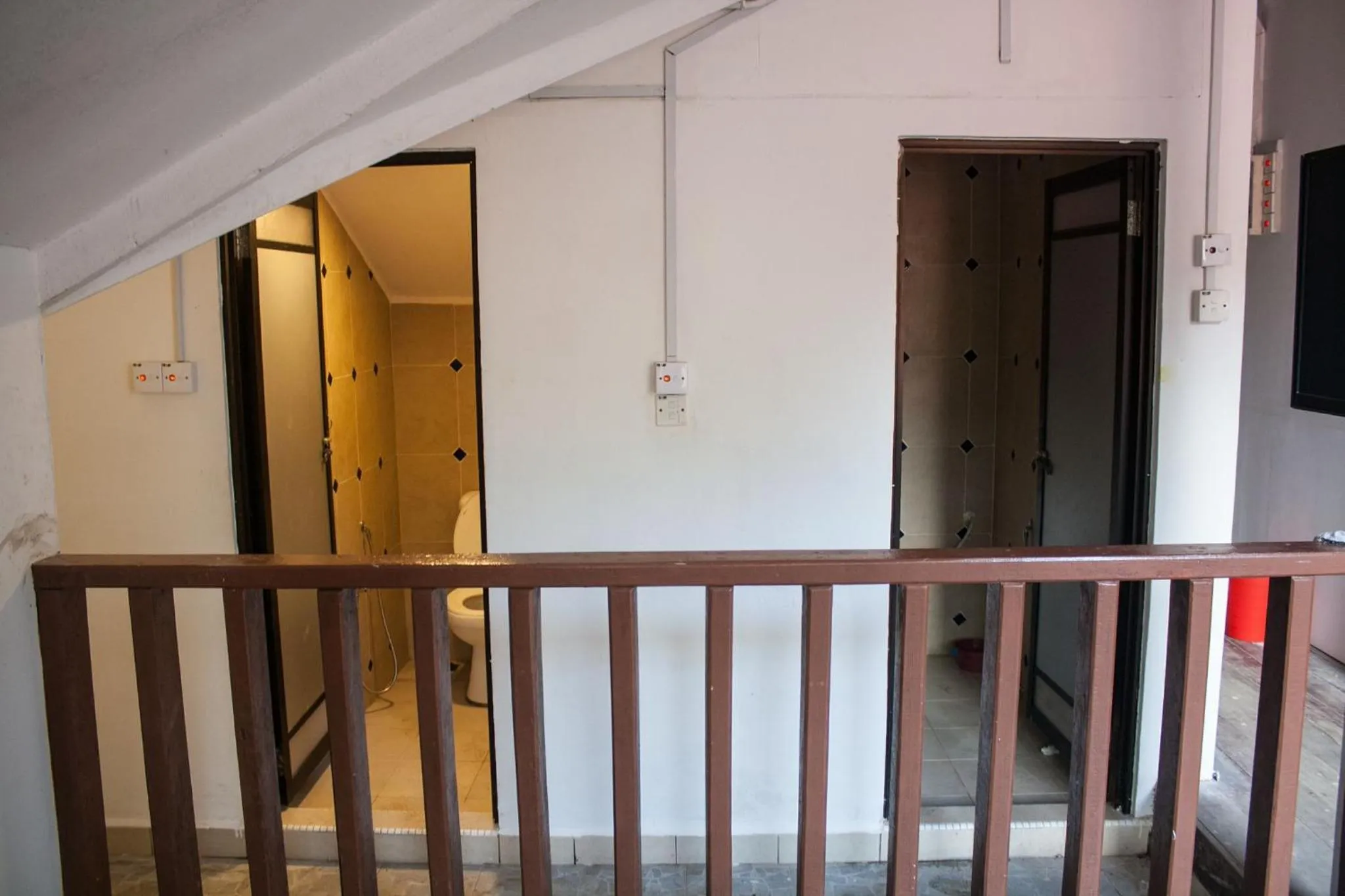 The Barat Perhentian