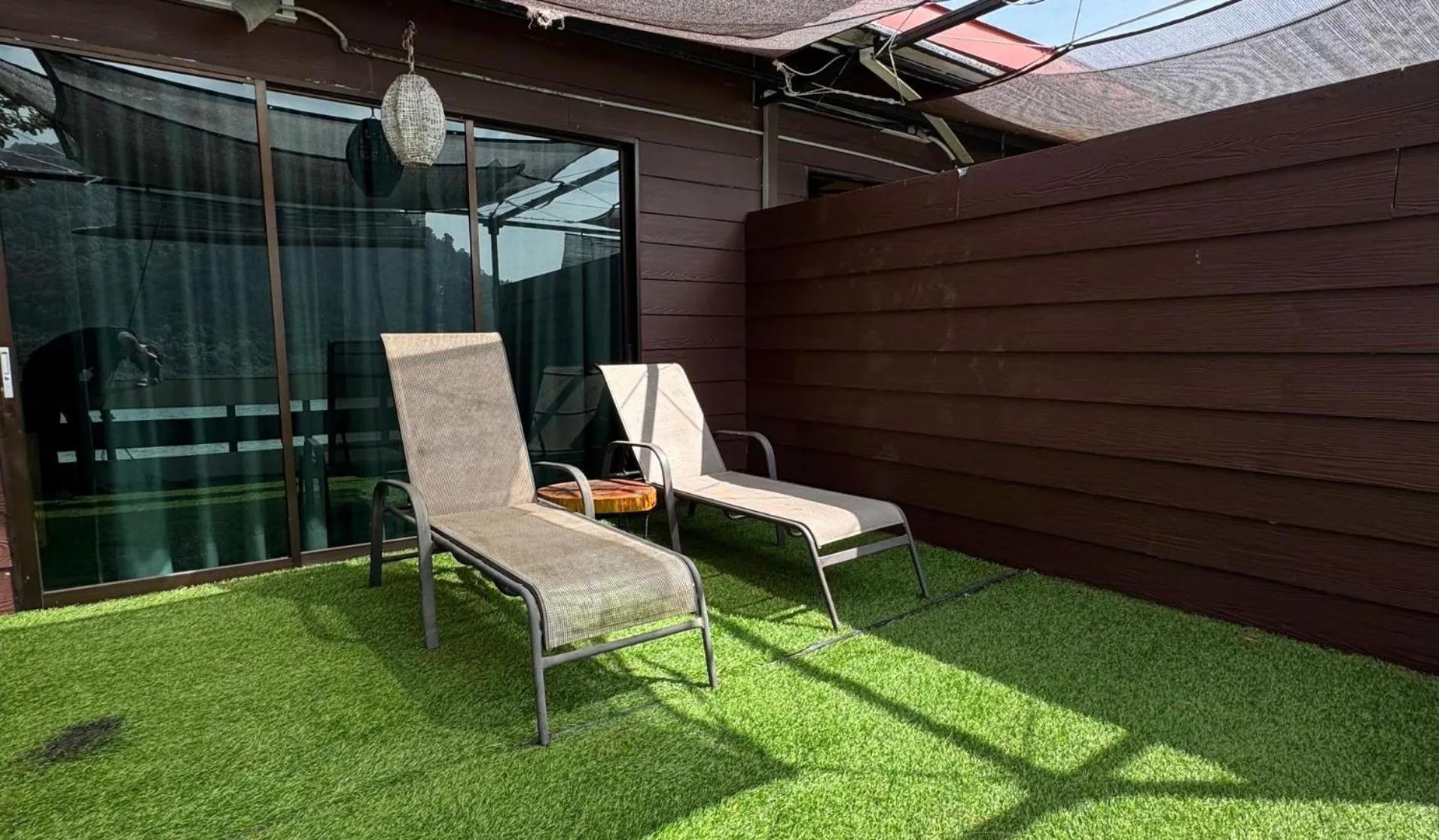 The Barat Perhentian