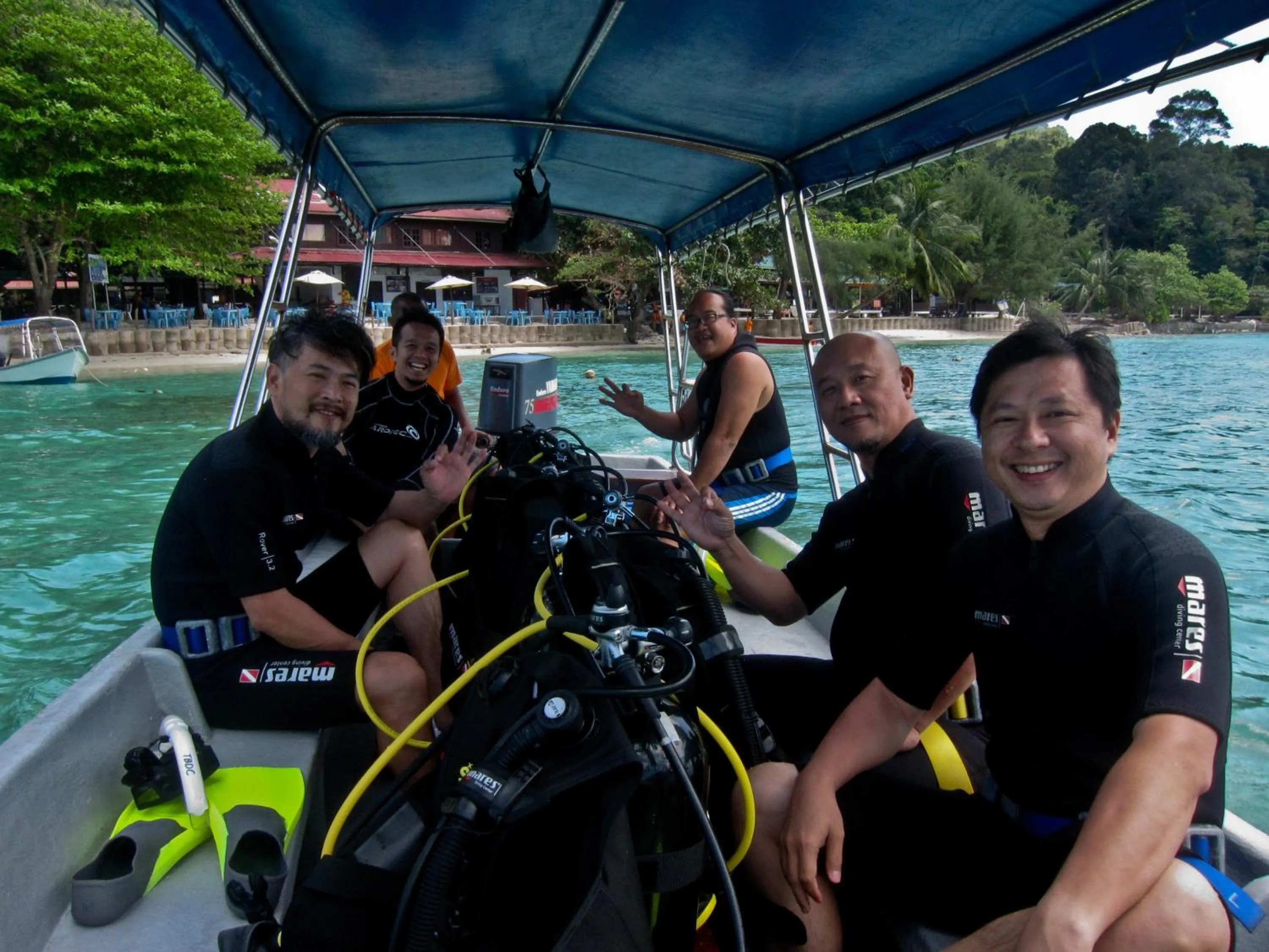 Diving in The Barat Perhentian
