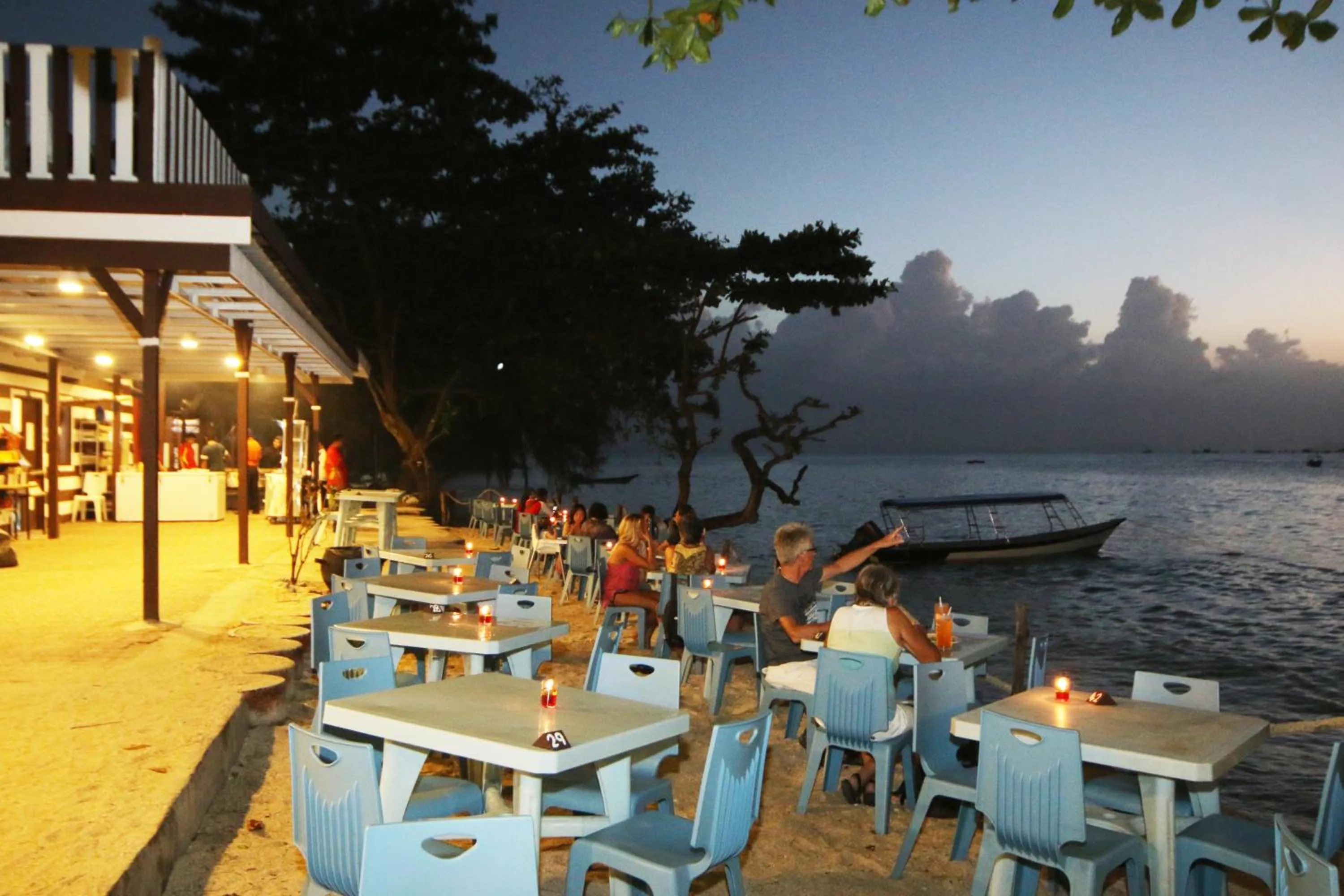 Restaurant/places to eat in The Barat Perhentian
