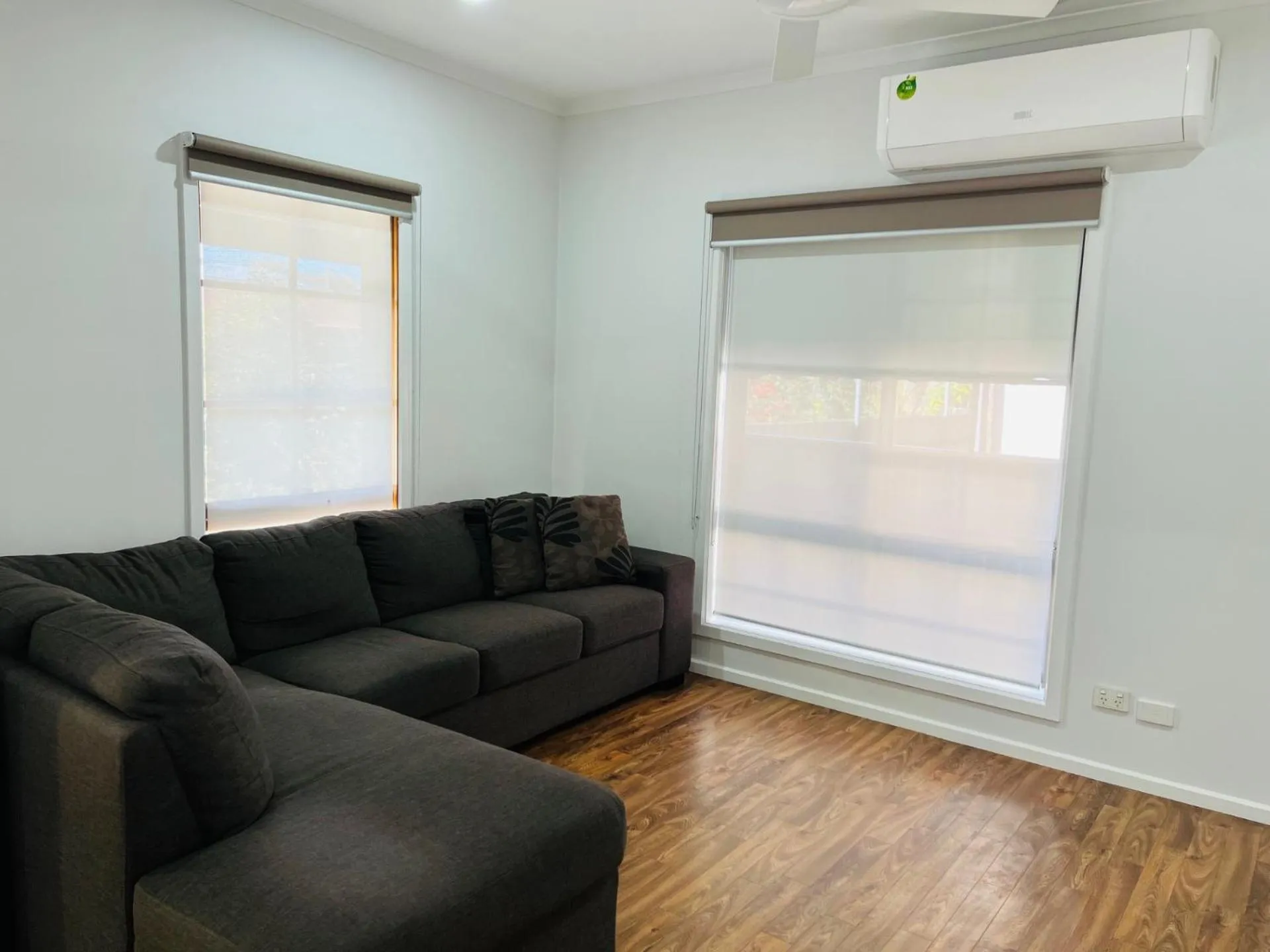 Living room in The Cottage Motor Inn Albury CBD
