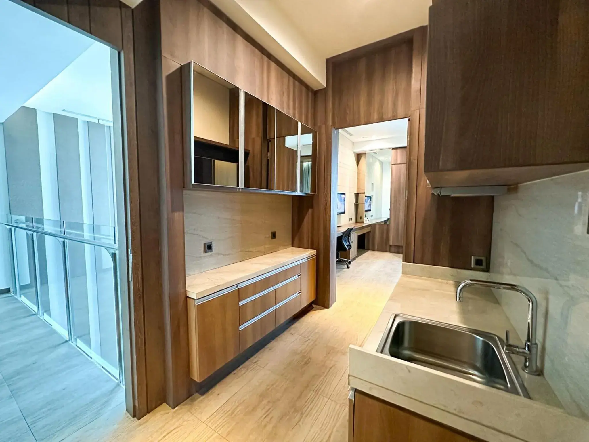 Three-Bedroom Suite in Holiday Inn Cikarang Jababeka by IHG Three-Bedroom Suite in Holiday Inn Cikarang Jababeka by IHG