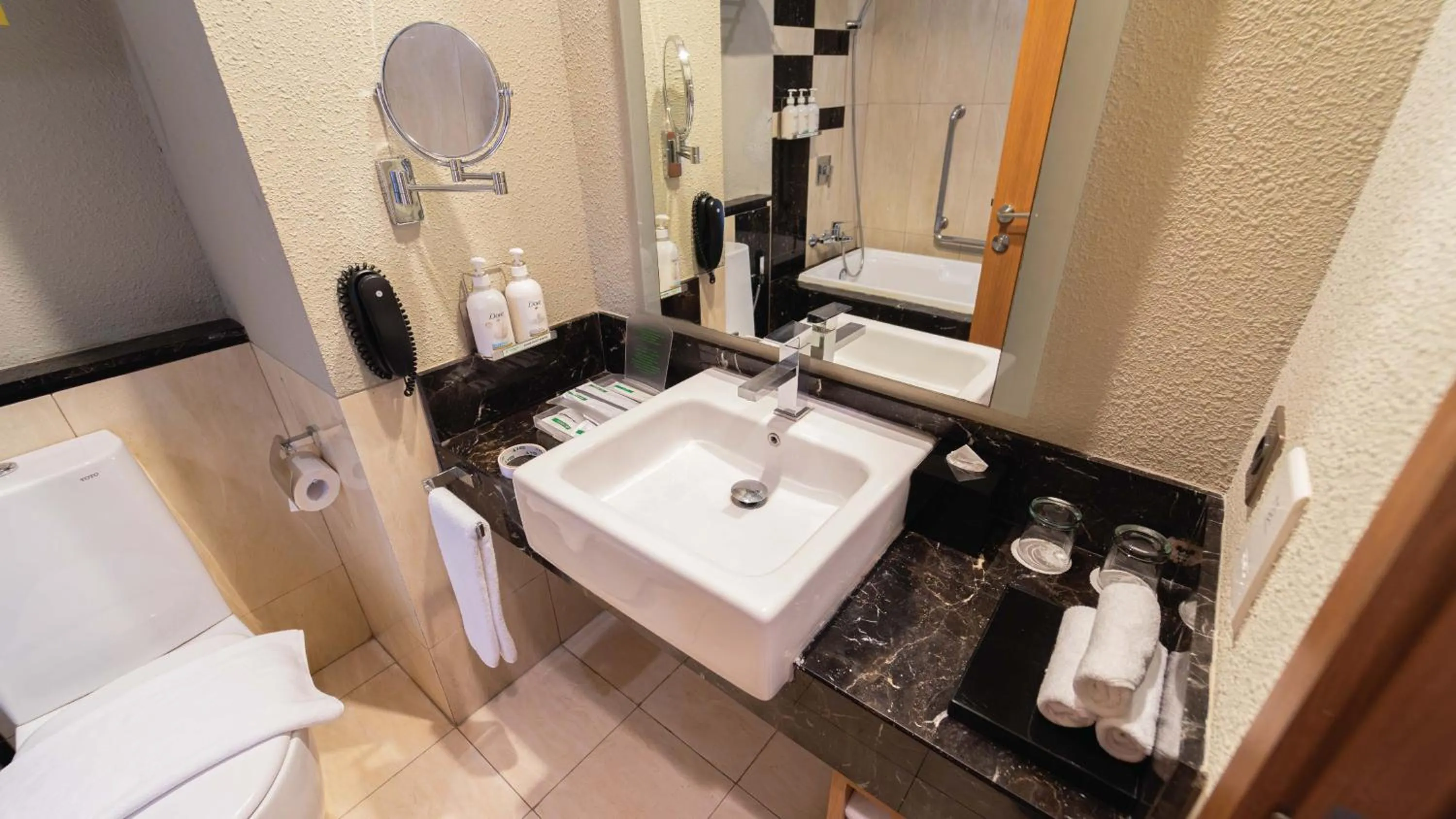 Bathroom in Holiday Inn Cikarang Jababeka by IHG