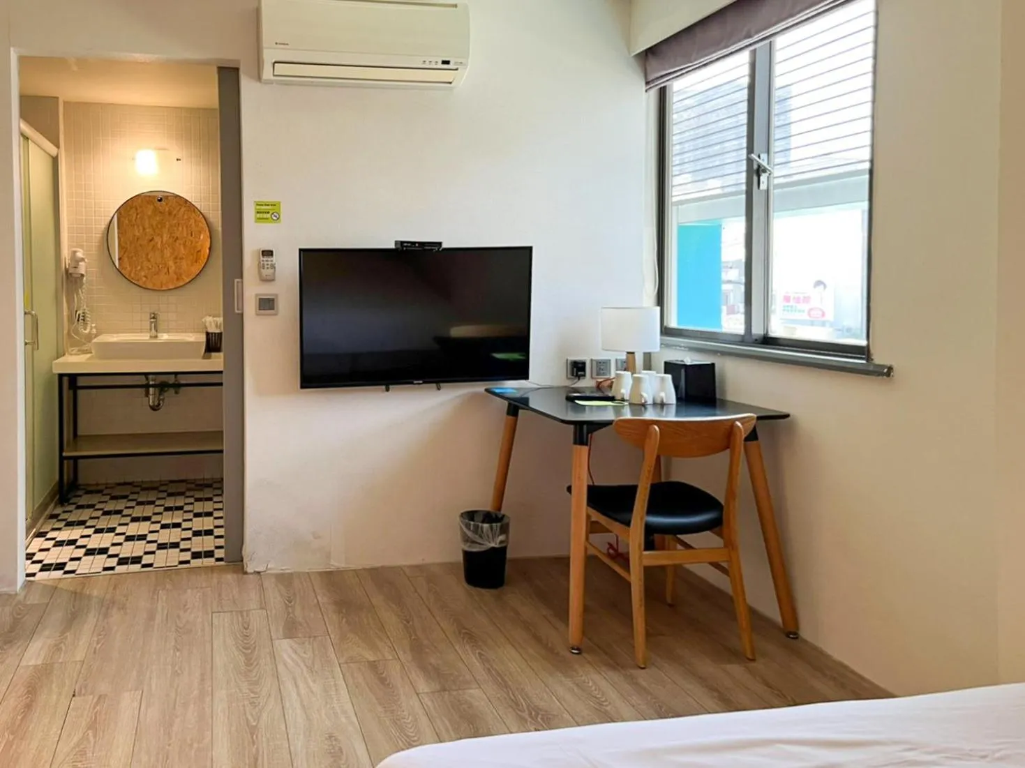 Property building, Bed in Light Hostel - Tainan