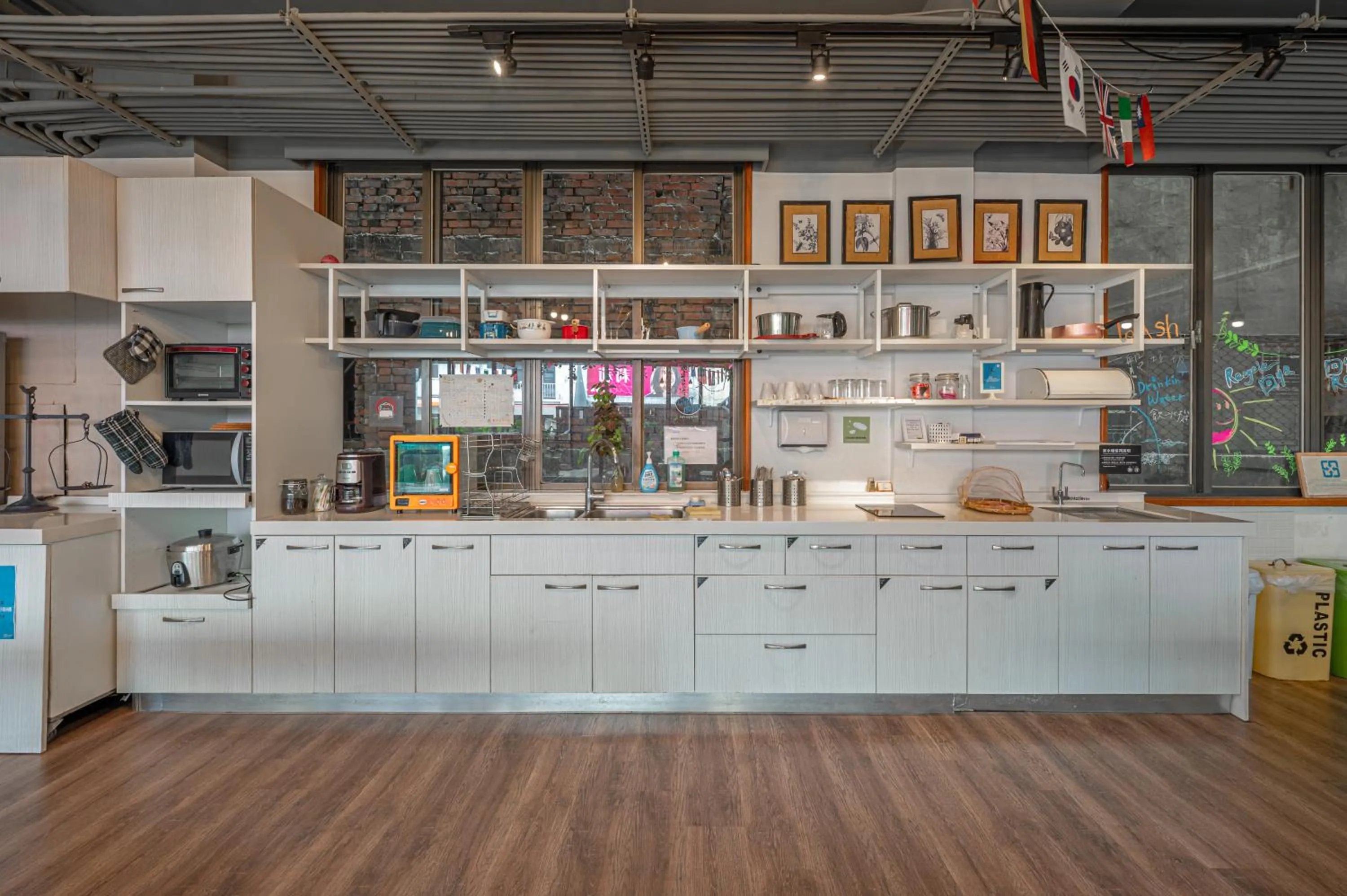 Seating area in Light Hostel - Tainan