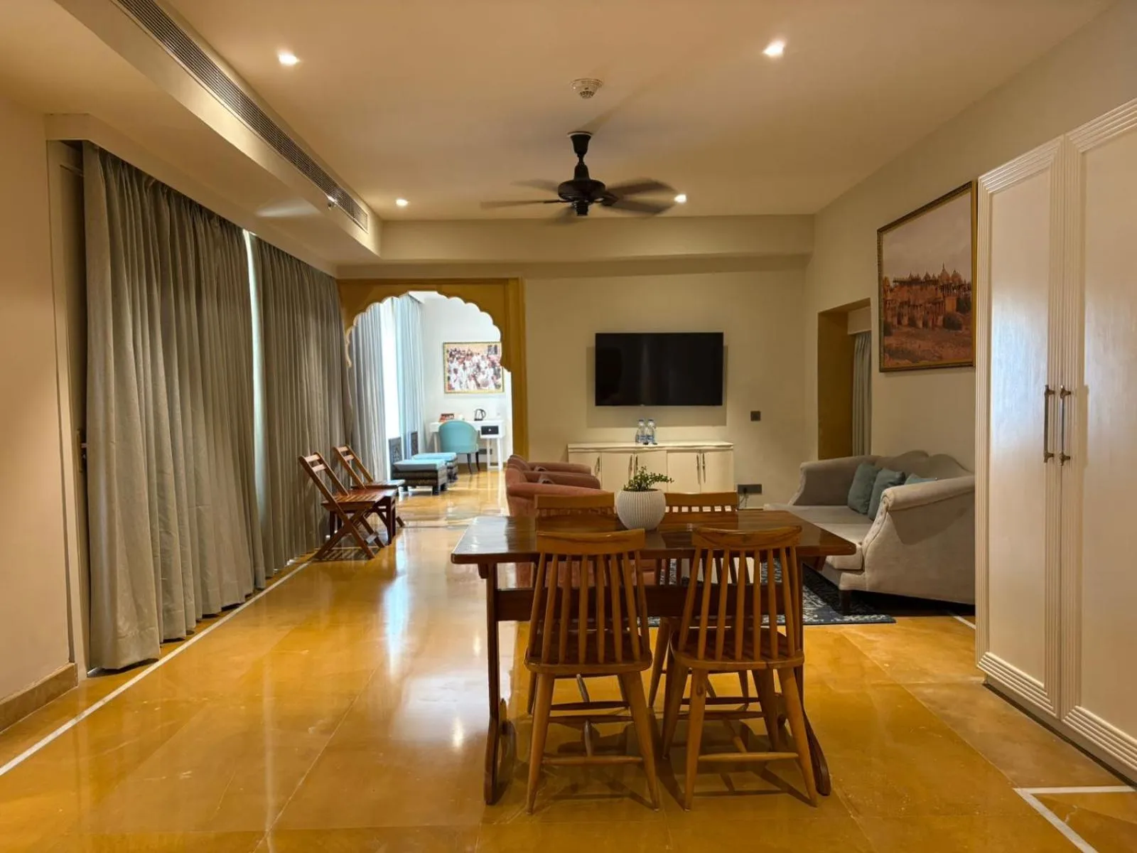 TV and multimedia in Storii By ITC Hotels, Jaisalmer