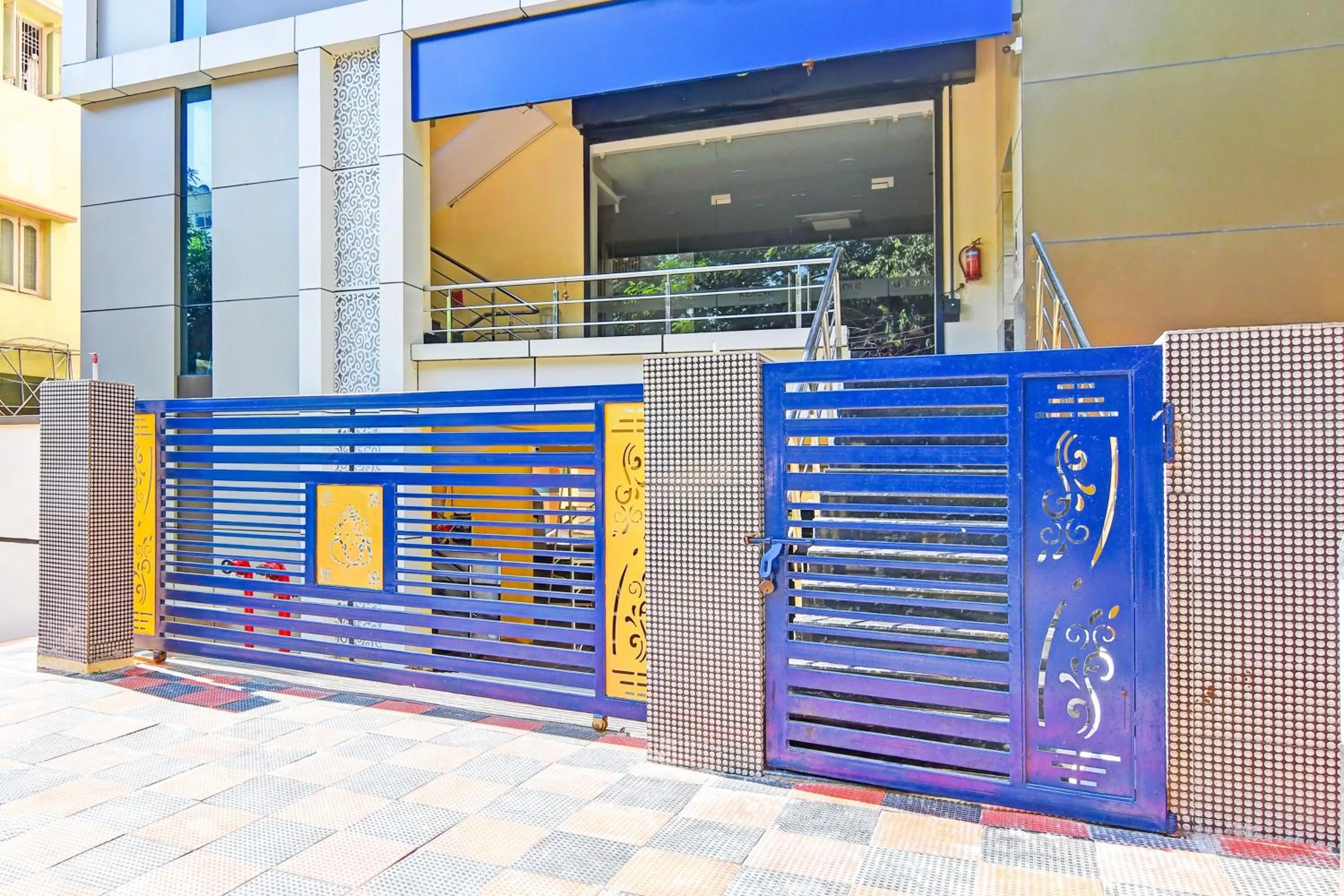 Facade/entrance in Super Townhouse Dwarakanagar Near Gurudwara