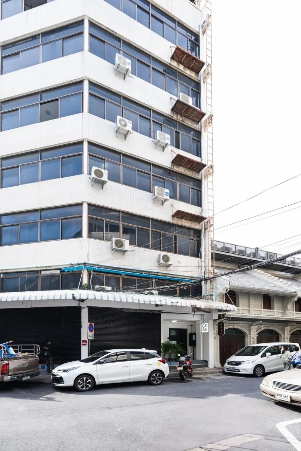 Property building in XX GO INN MRT Hua Lamphong Yaowarat