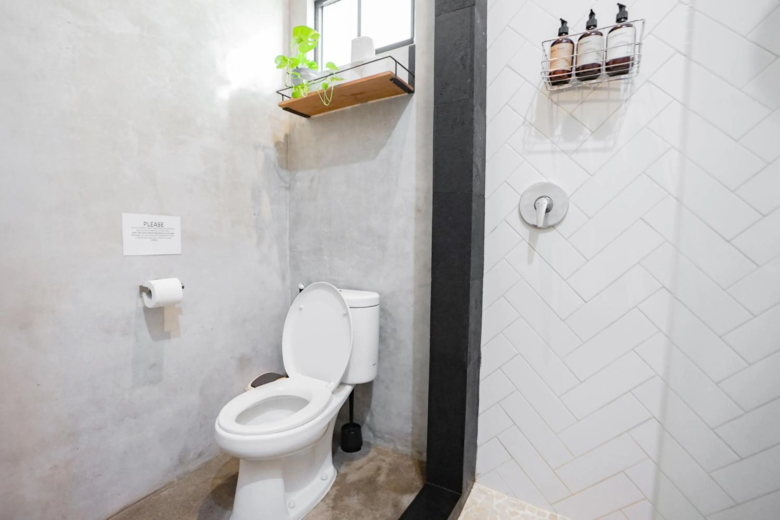 Toilet in Suksma Guesthouse