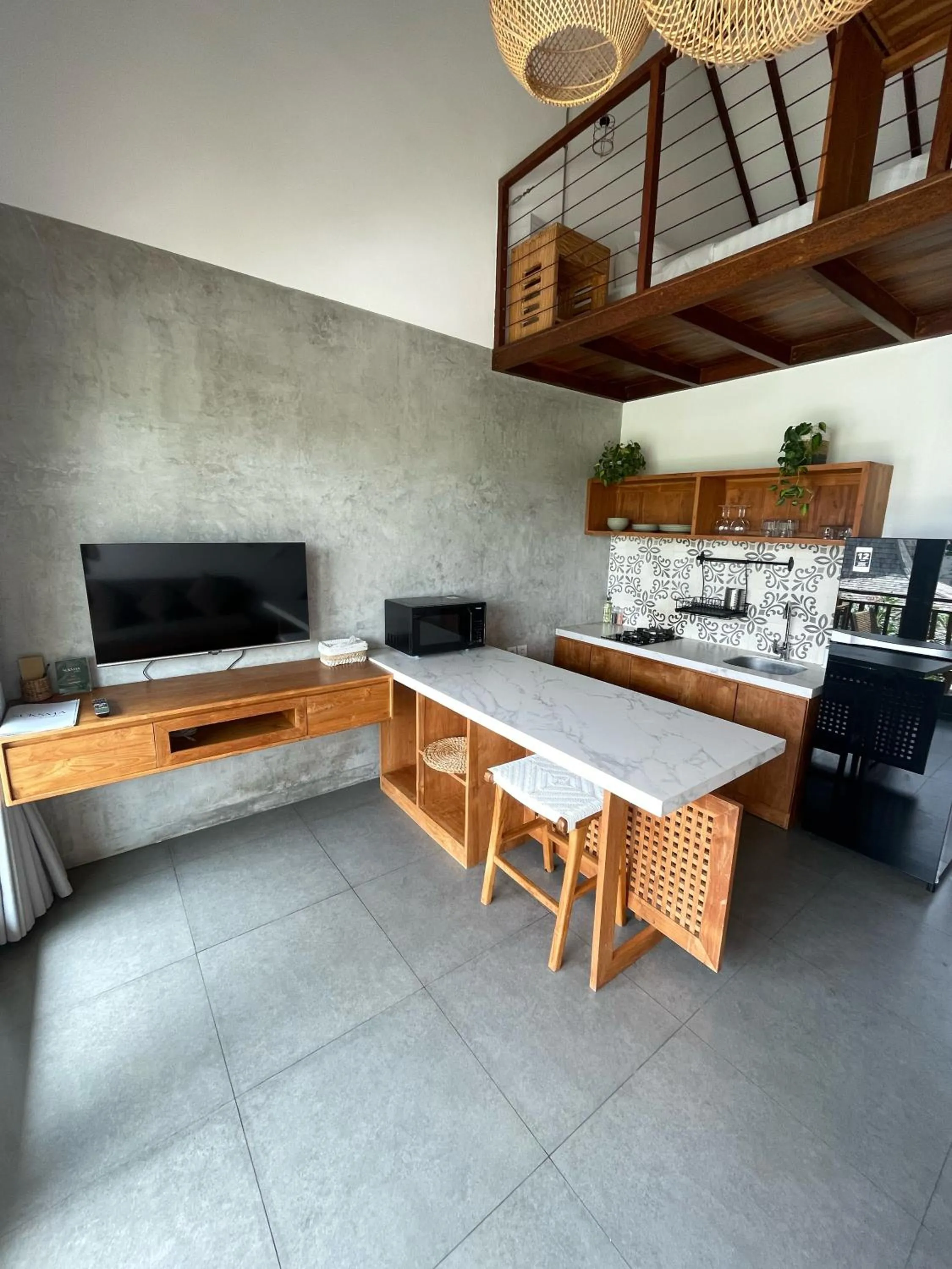 TV and multimedia in Suksma Guesthouse