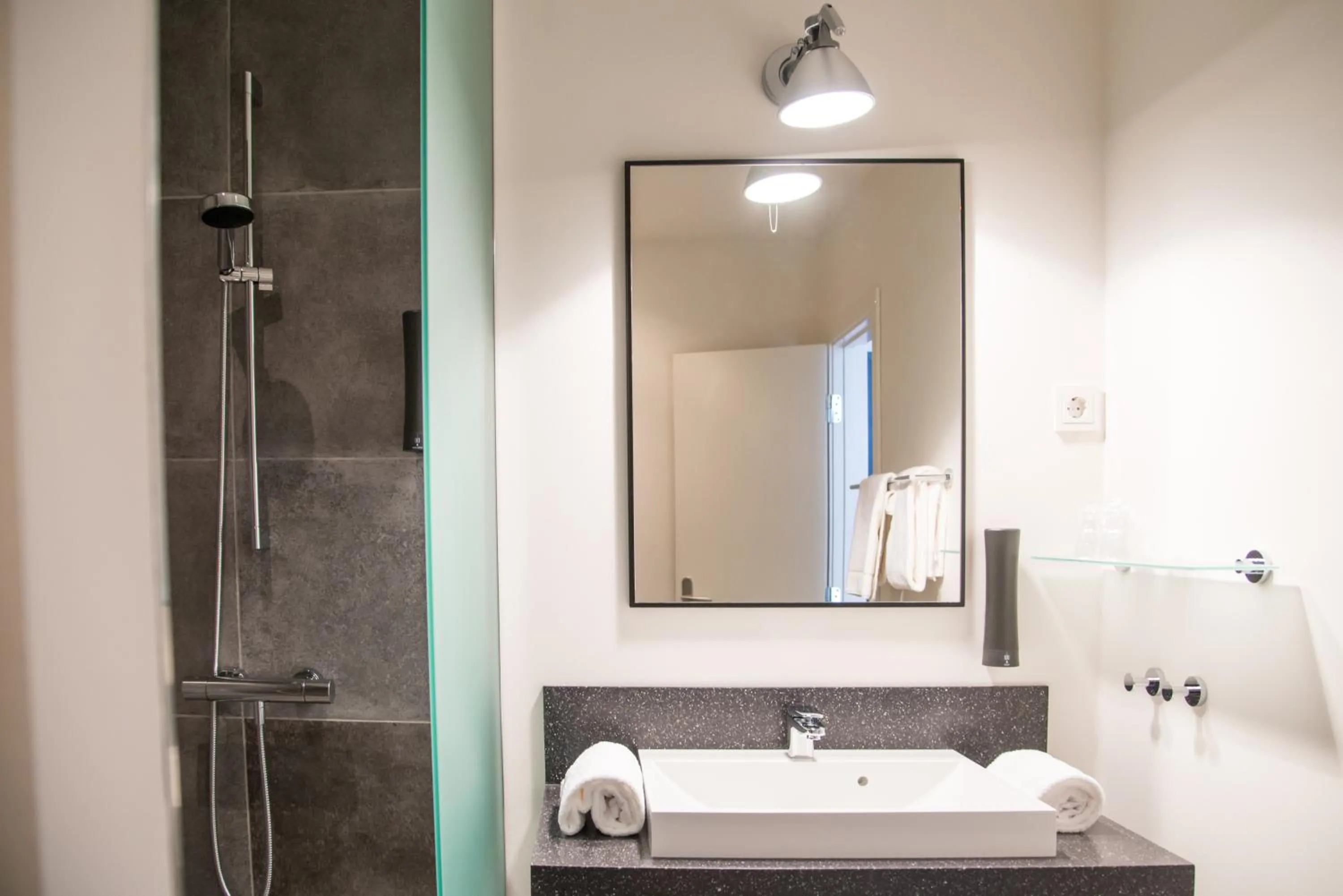 Shower in Hotel Alte Post Flensburg