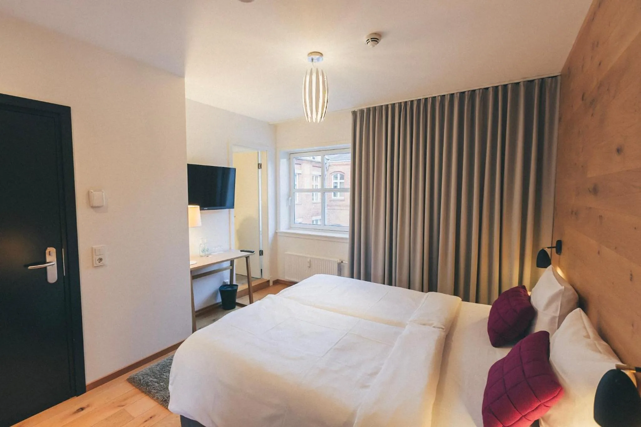 Bedroom, Bed in Hotel Alte Post Flensburg