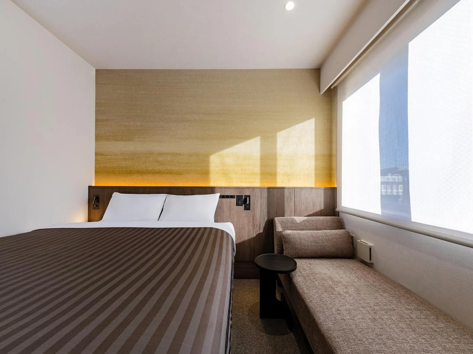 Bed in The OneFive Tokyo Kameido