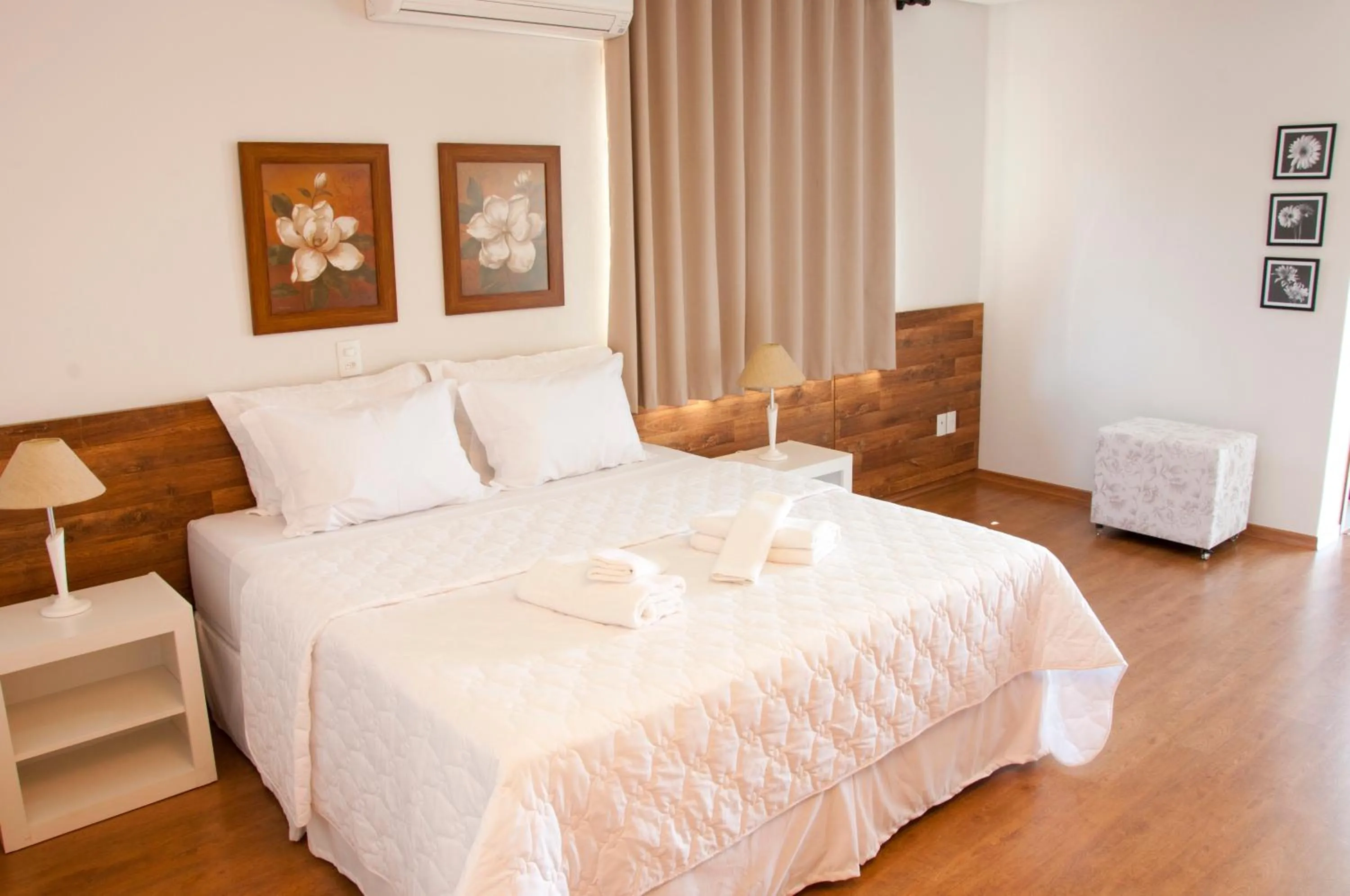 Bed in Pousada Parador da Figueira