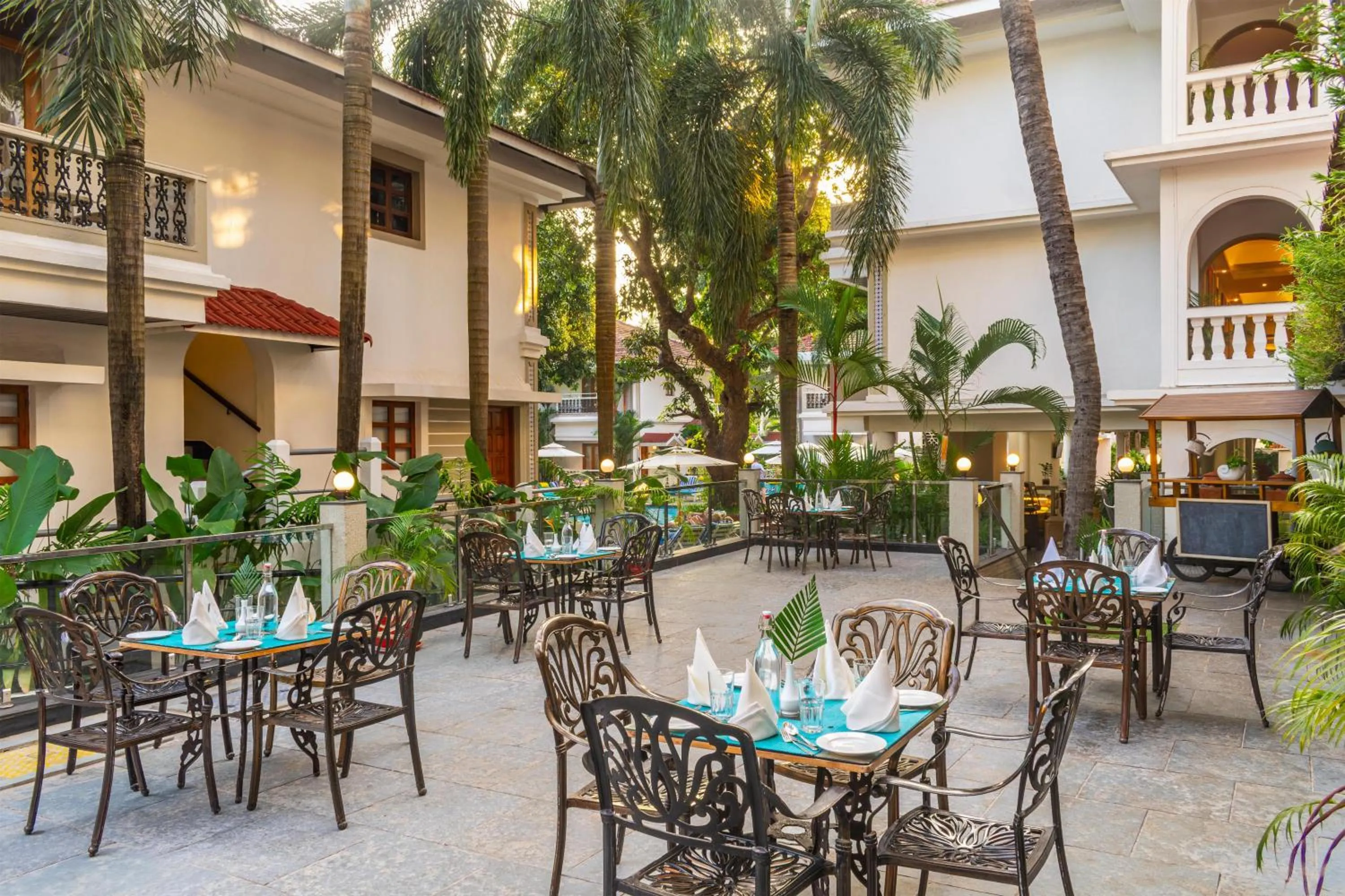 Restaurant/places to eat in Radisson Goa Candolim