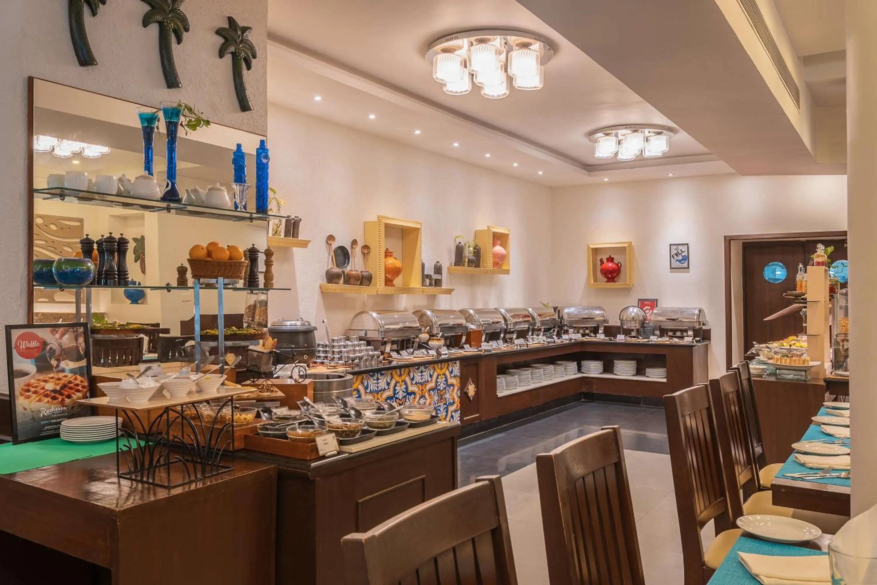 Restaurant/places to eat in Radisson Goa Candolim