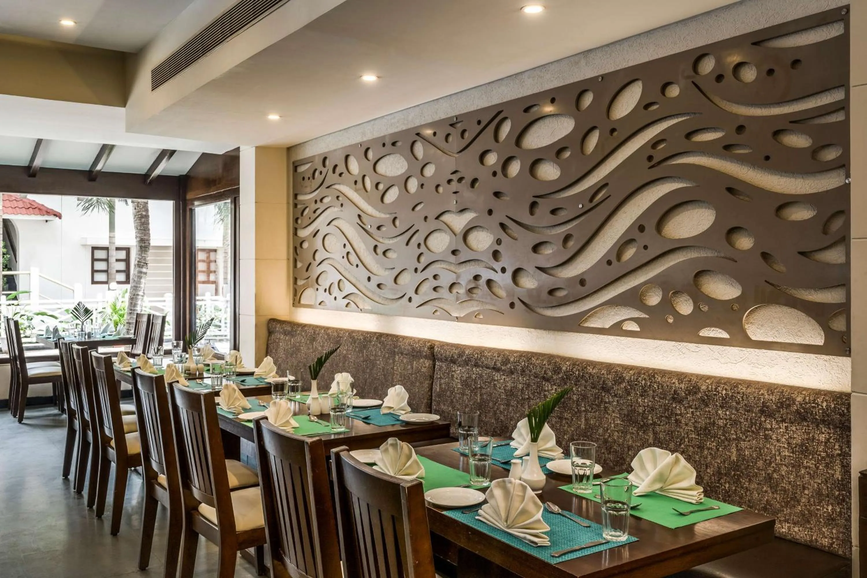 Restaurant/places to eat in Radisson Goa Candolim