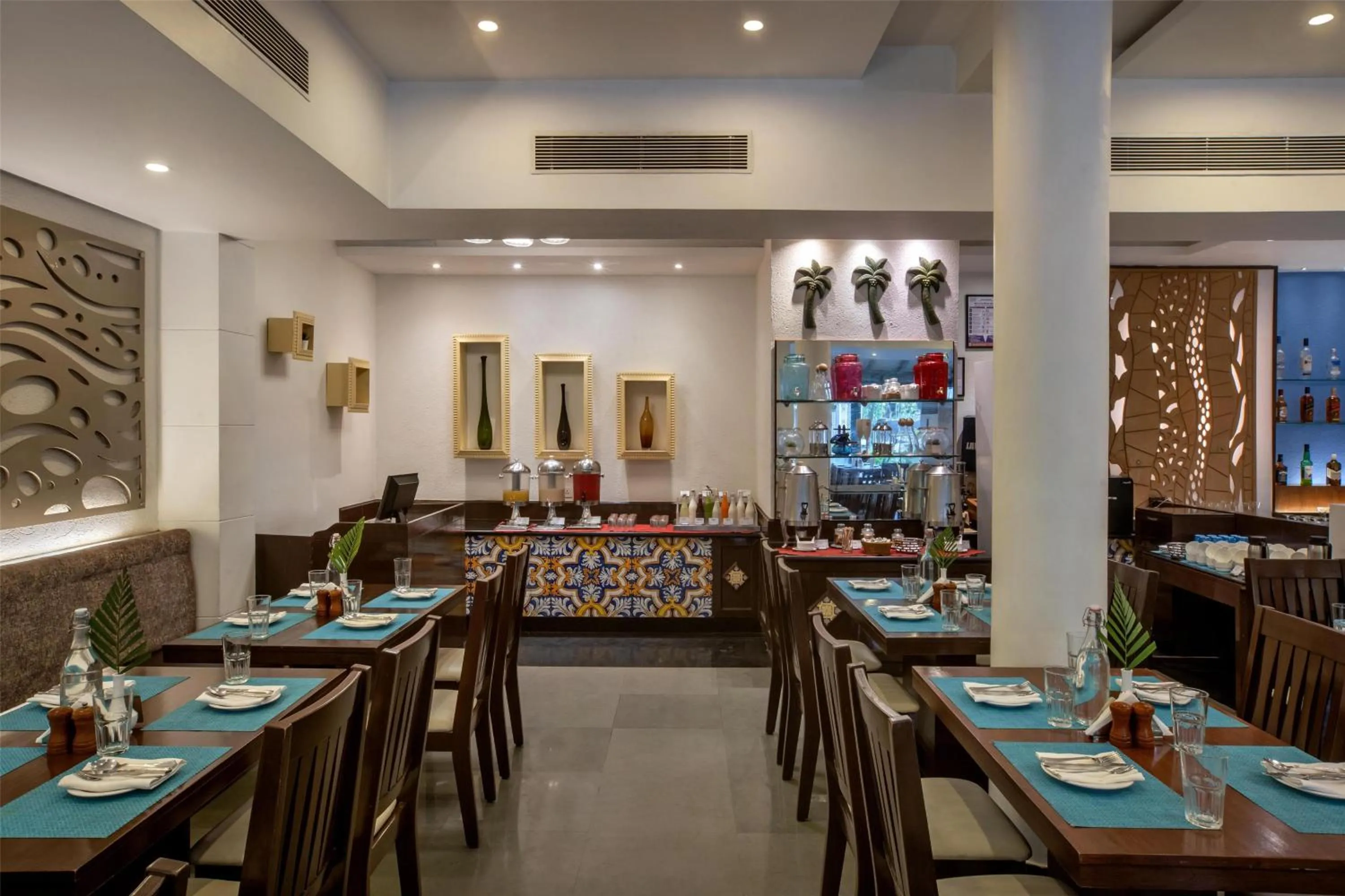 Breakfast in Radisson Goa Candolim