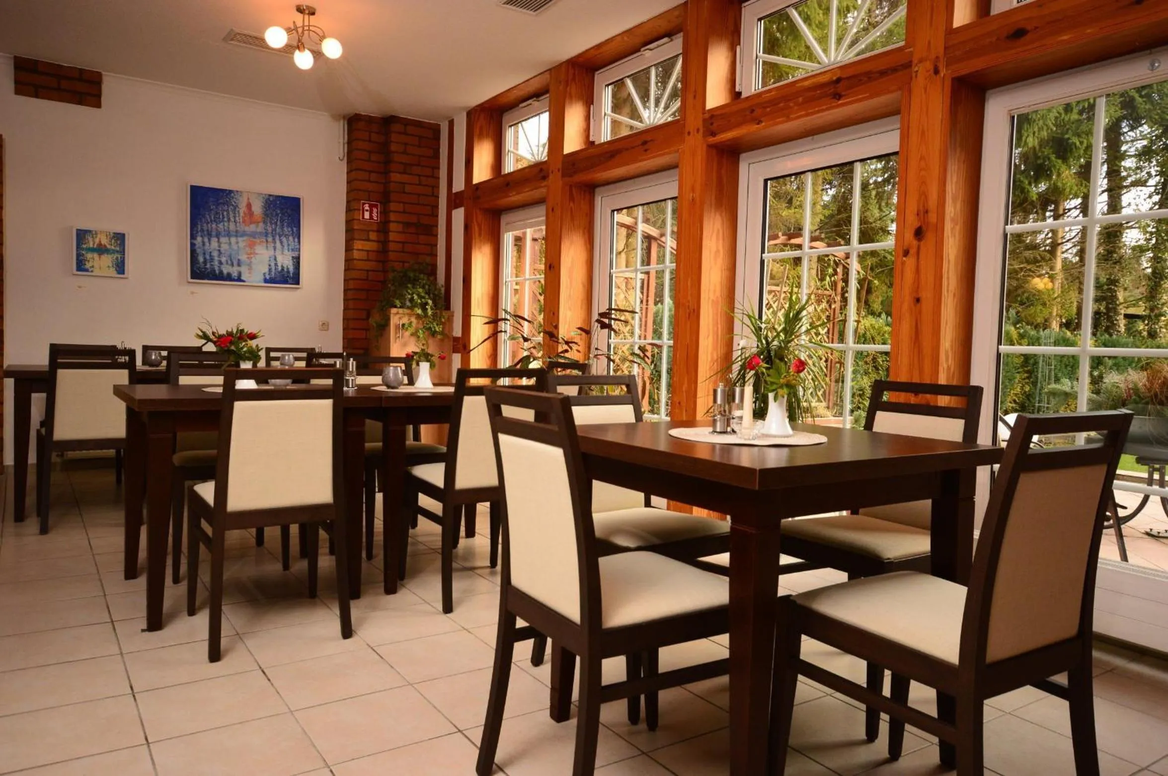 Restaurant/places to eat in Hotel am Stadtwald