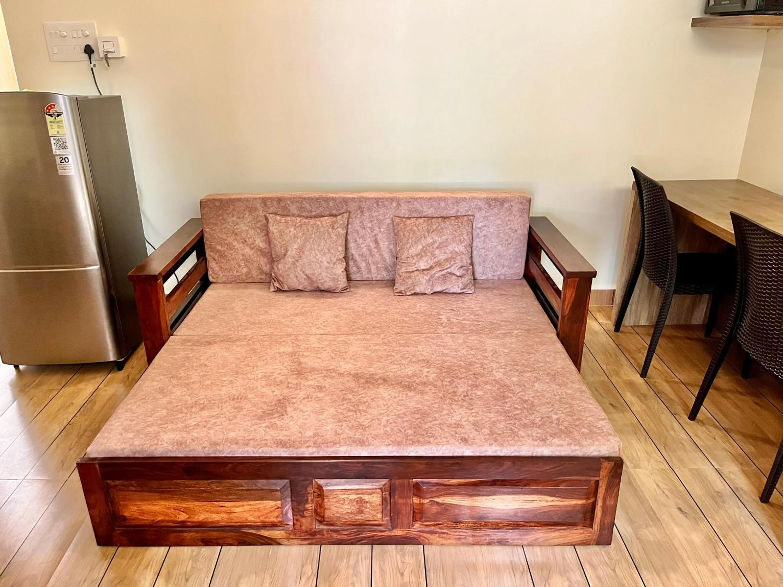 Bed in Lykke Suites- 2-min Drive to Colva Beach-By Goan Felicidade Hospitality PVT LTD