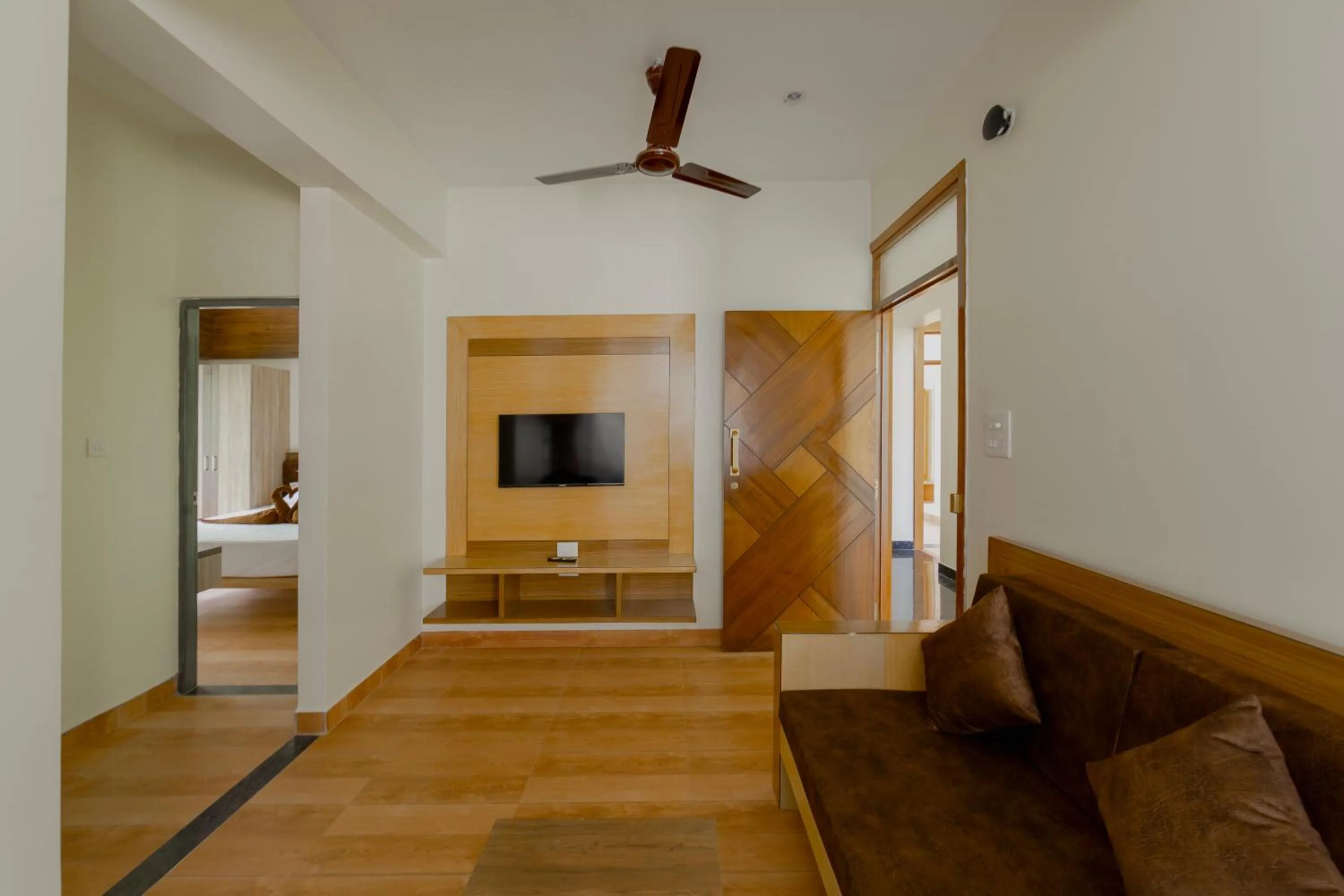 TV and multimedia in Lykke Suites- 2-min Drive to Colva Beach-By Goan Felicidade Hospitality PVT LTD