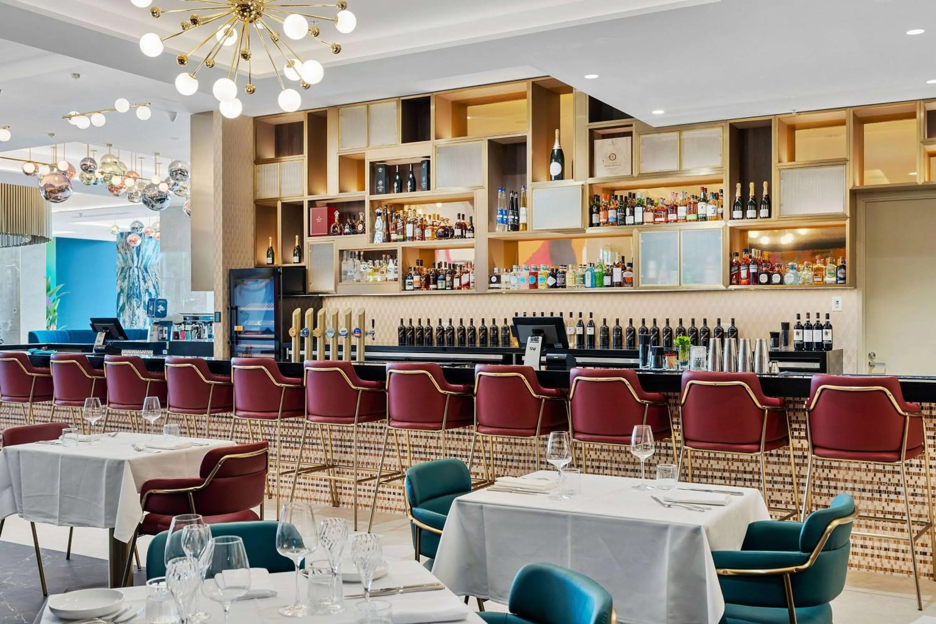 Restaurant/places to eat in TRYP by Wyndham Southport Gold Coast Hotel Apartments