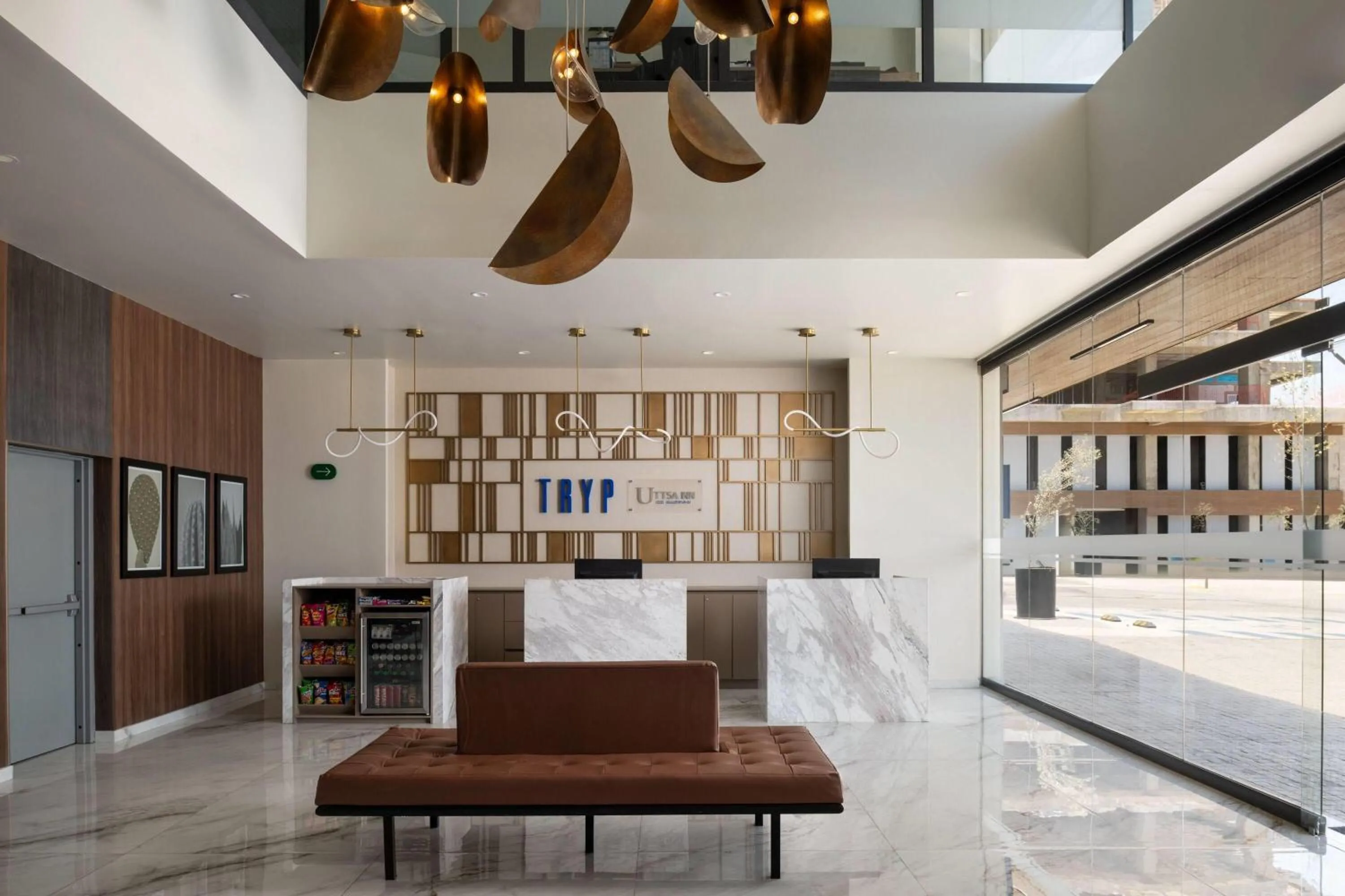 Lobby or reception in TRYP By Wyndham Ciudad Guzmán UTTSA