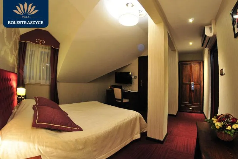 Bedroom, Bed in Hotel Restauracja VILLA BOLESTRASZYCE- PRZEMYŚL