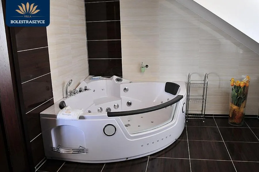 Hotel Restauracja VILLA BOLESTRASZYCE- PRZEMYŚL