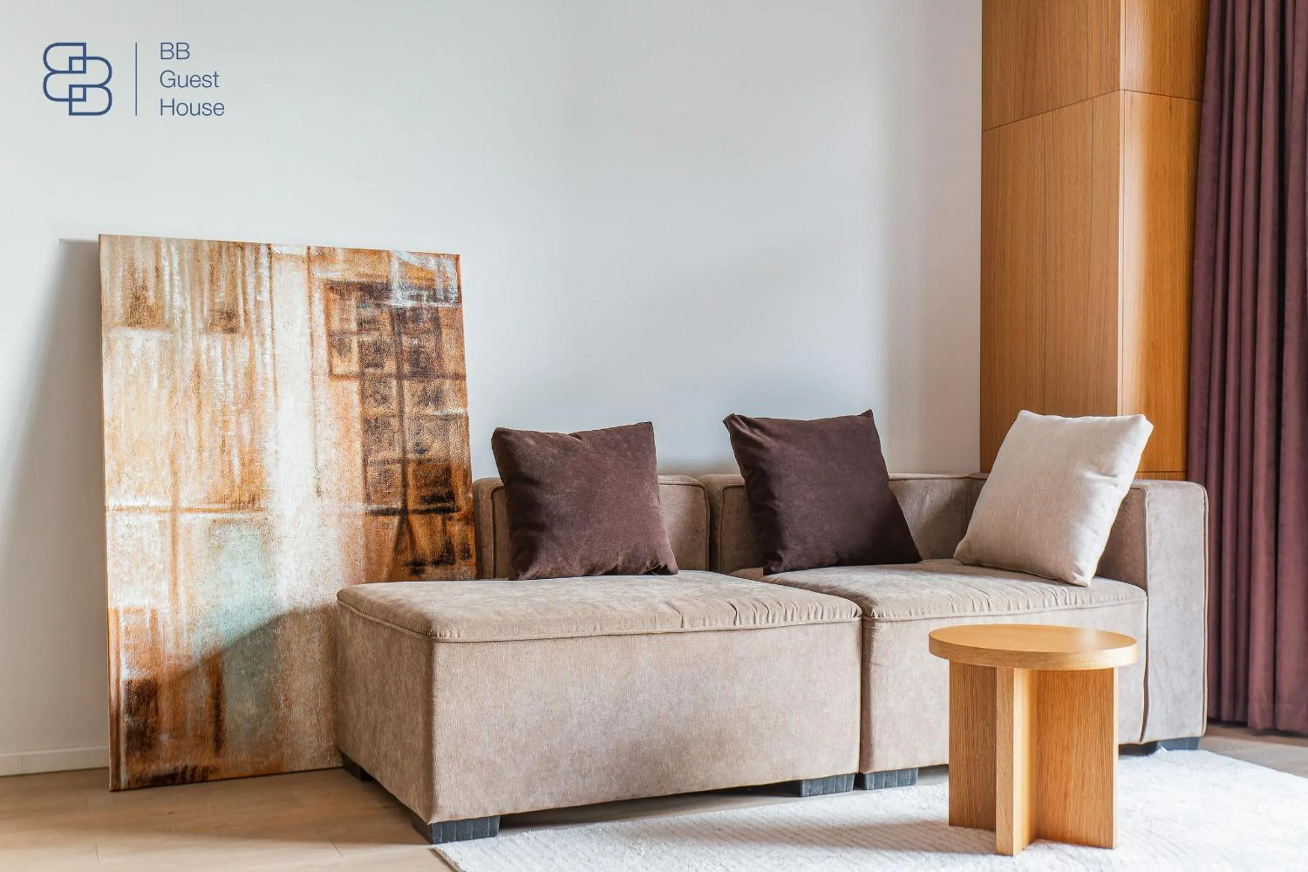 One-Bedroom Apartment in Boulevard 132
