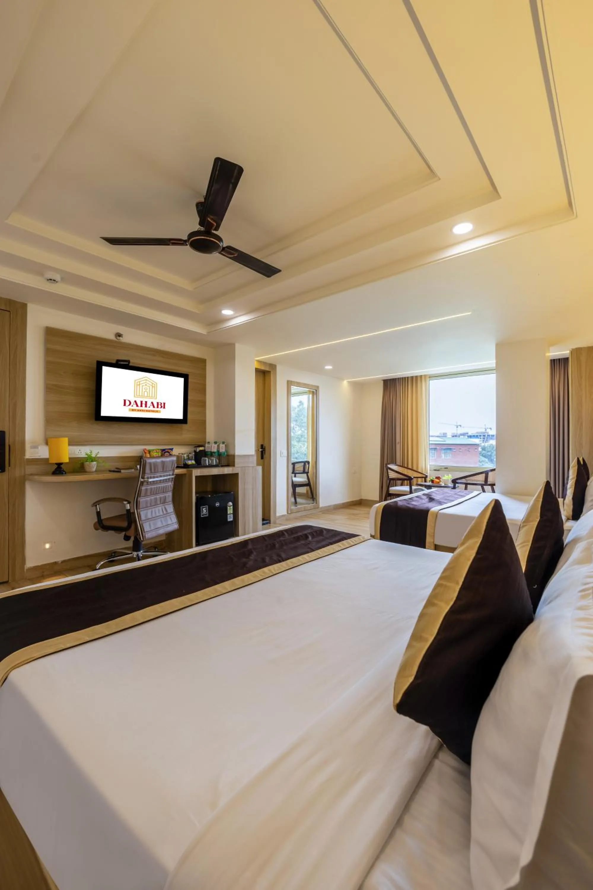 Bed in Dahabi Venue Premium- 9 min fr Delhi Airport