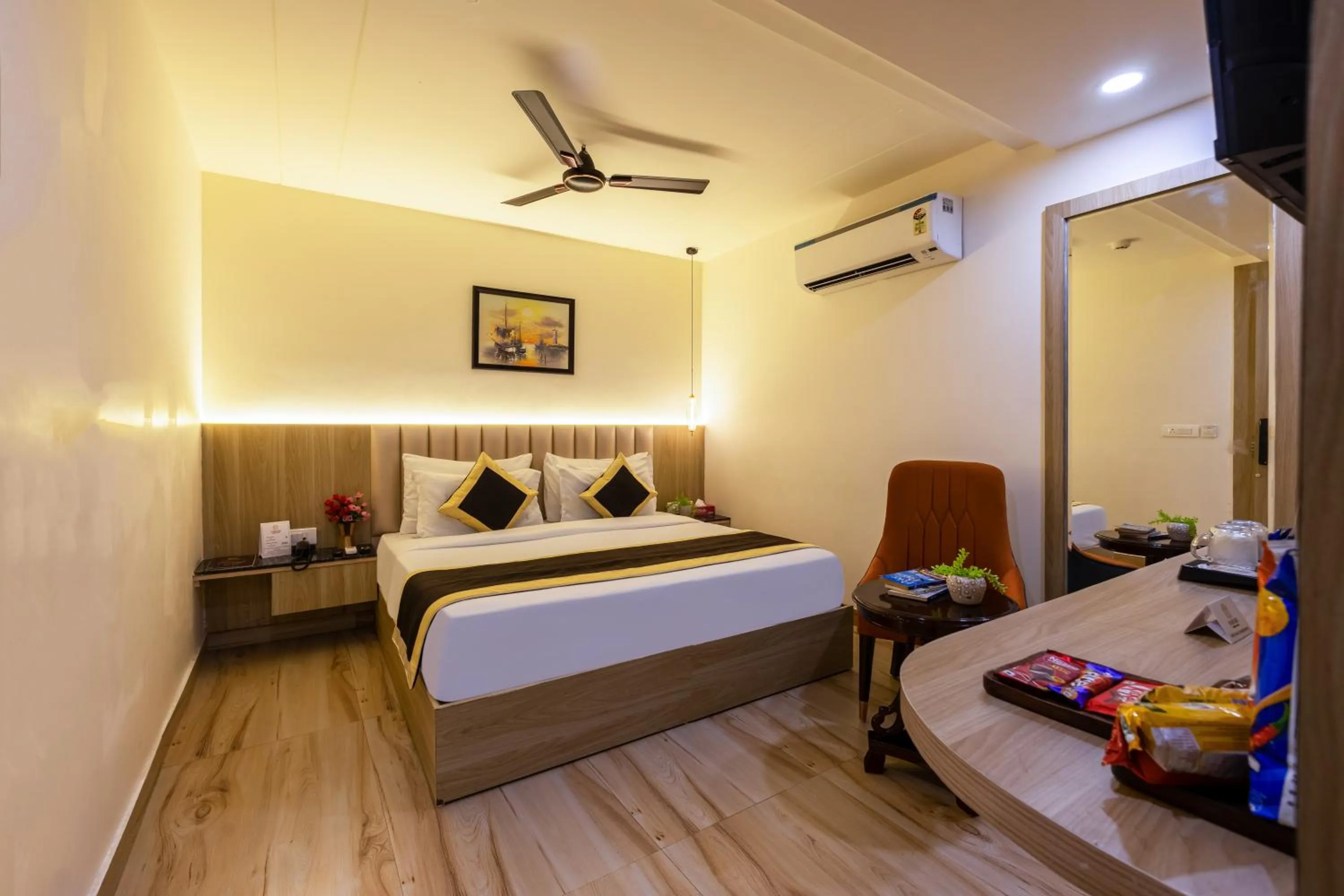Bed in Dahabi Venue Premium- 9 min fr Delhi Airport