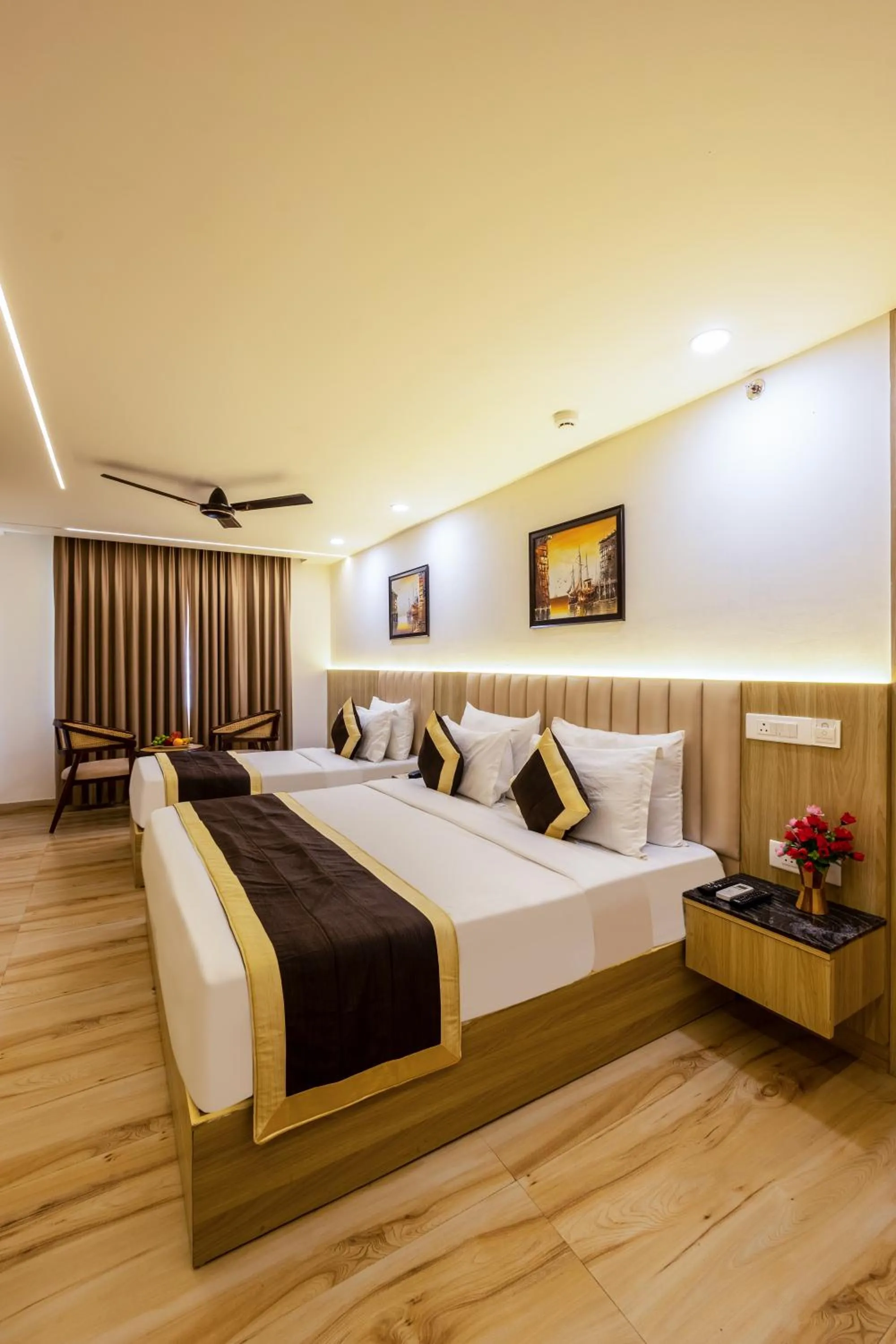 Bed in Dahabi Venue Premium- 9 min fr Delhi Airport