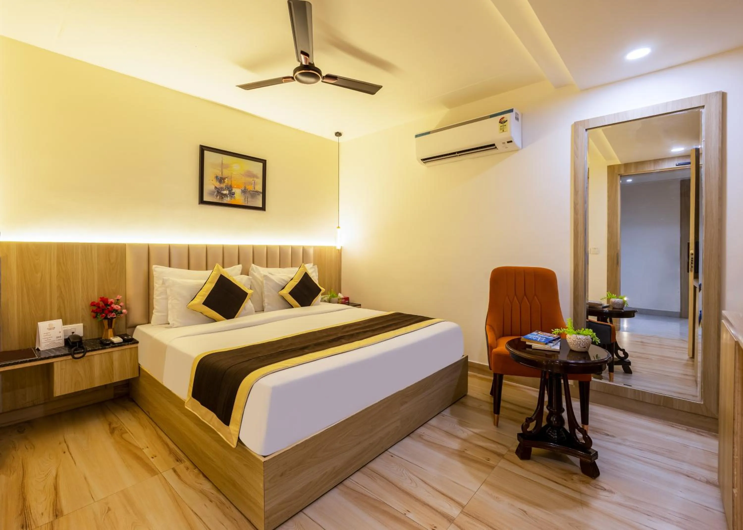 Bed in Dahabi Venue Premium- 9 min fr Delhi Airport