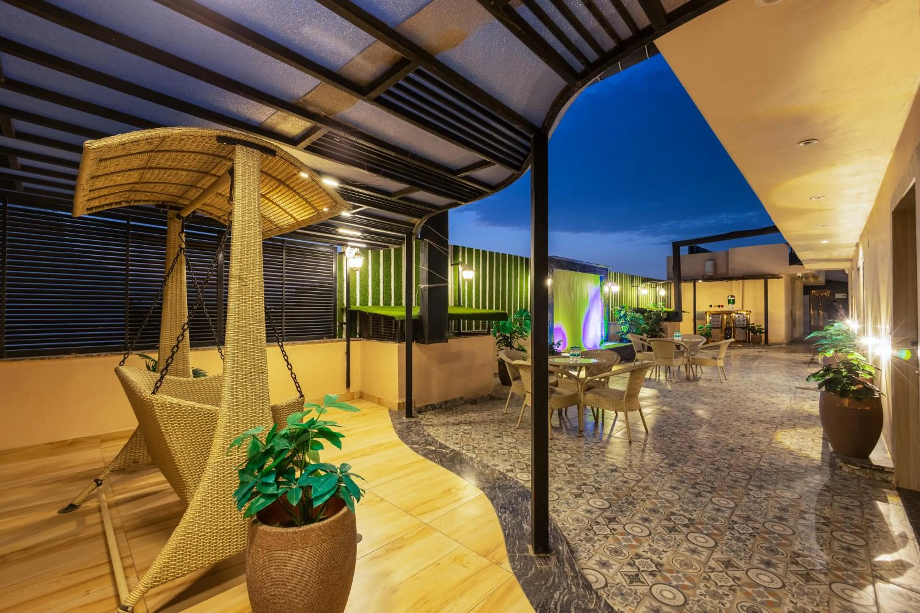 Patio in Dahabi Venue Premium- 9 min fr Delhi Airport