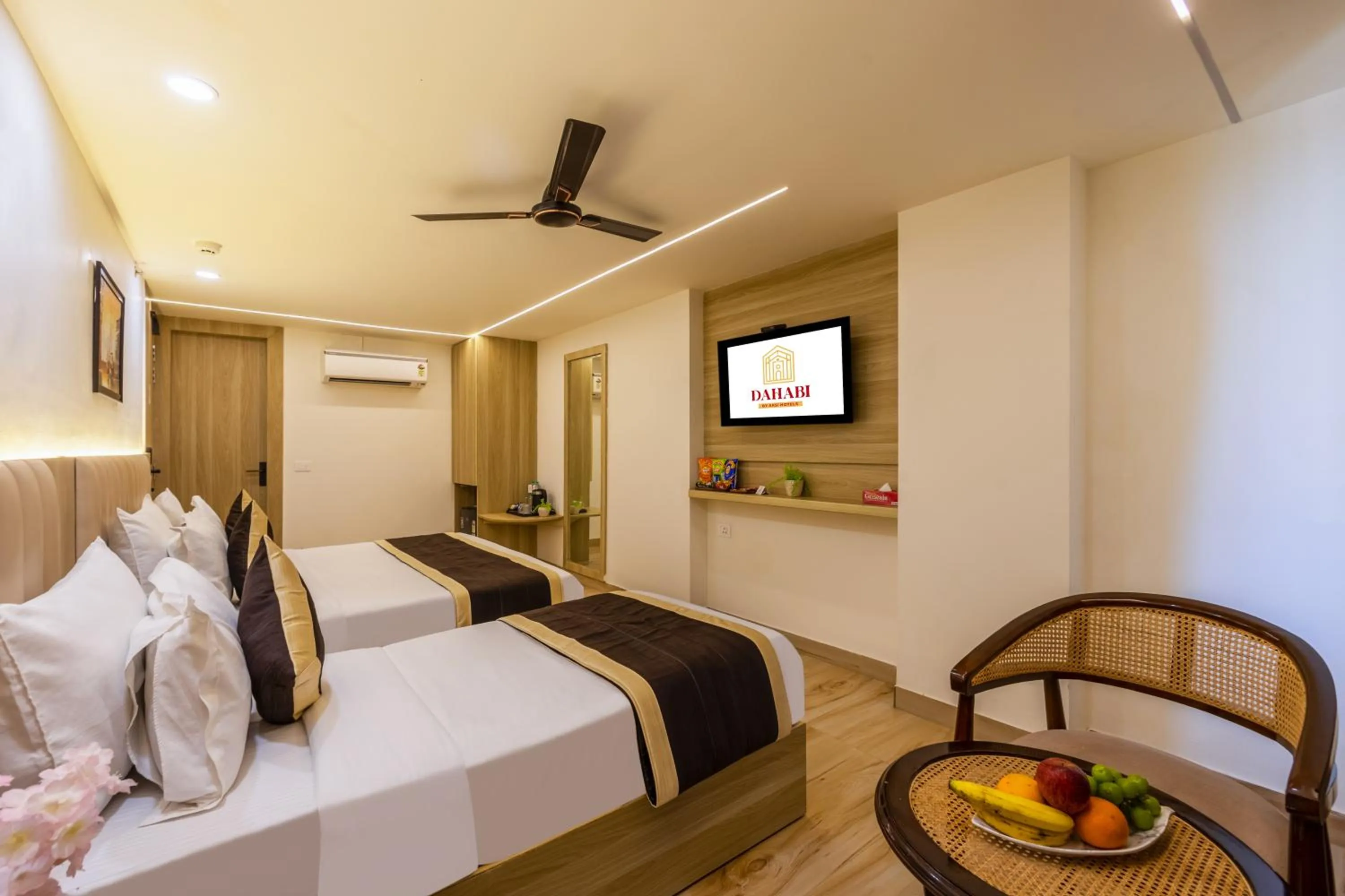 Bed in Dahabi Venue Premium- 9 min fr Delhi Airport