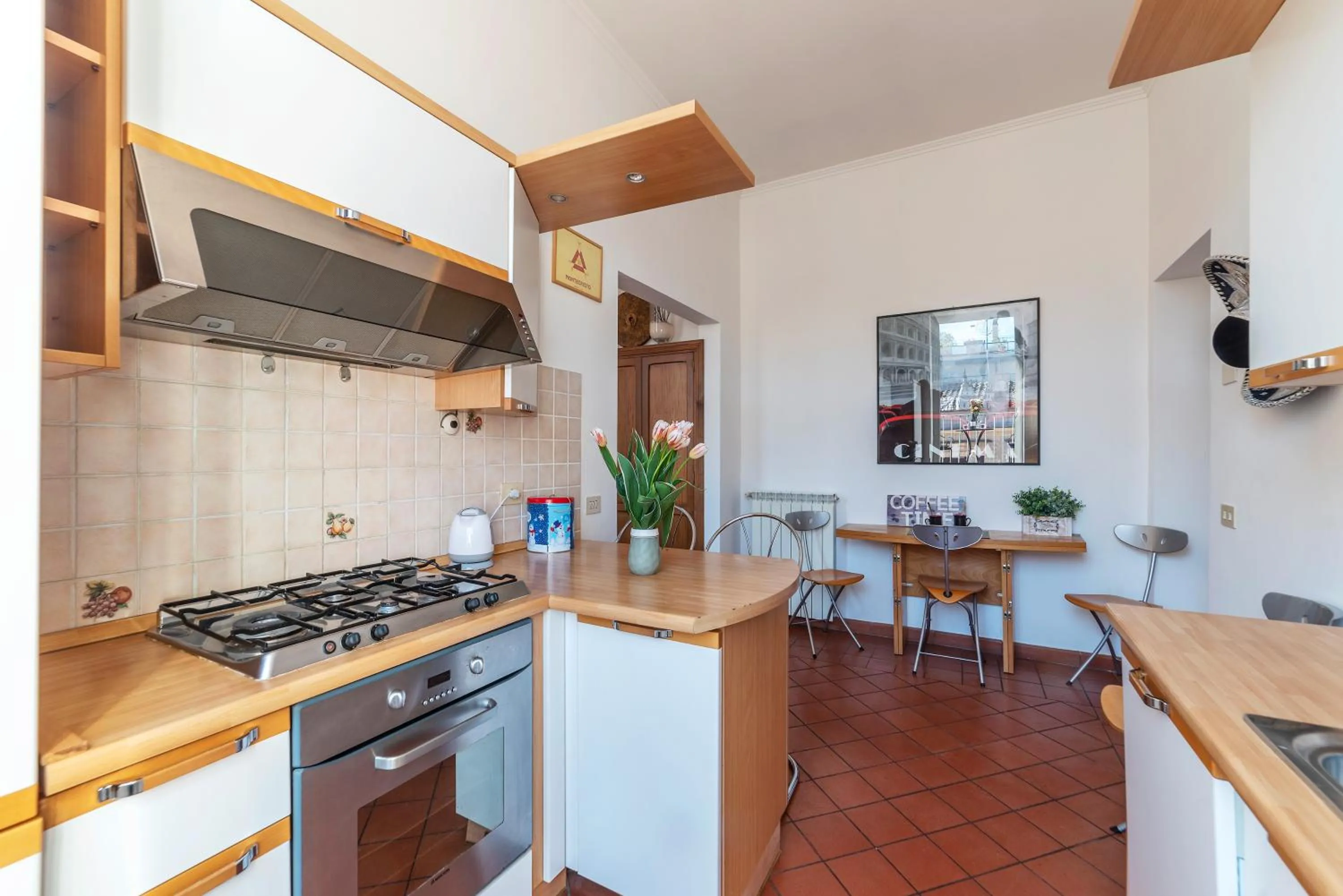 kitchen in Spanish Steps Corner