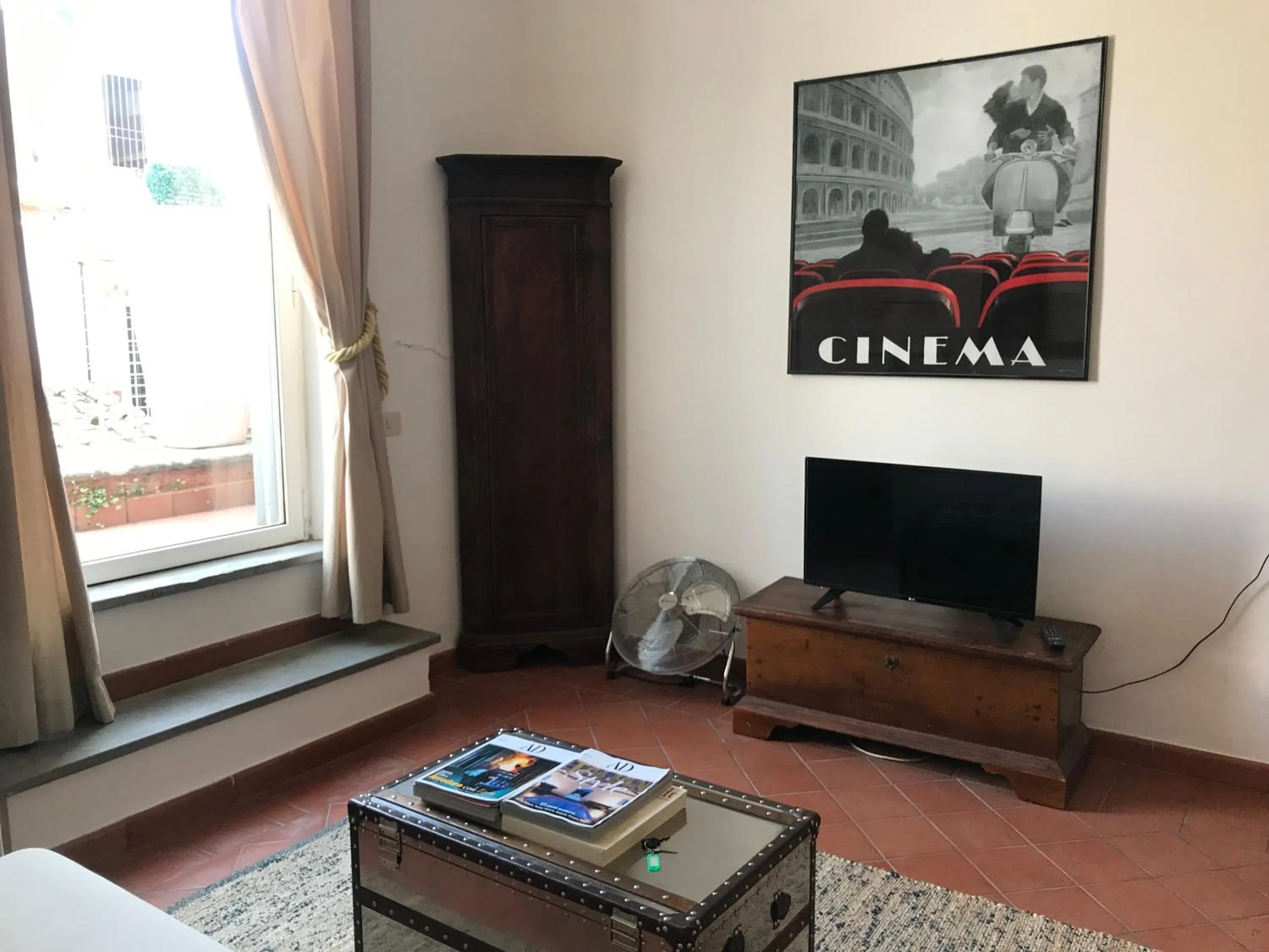 Living room in Spanish Steps Corner